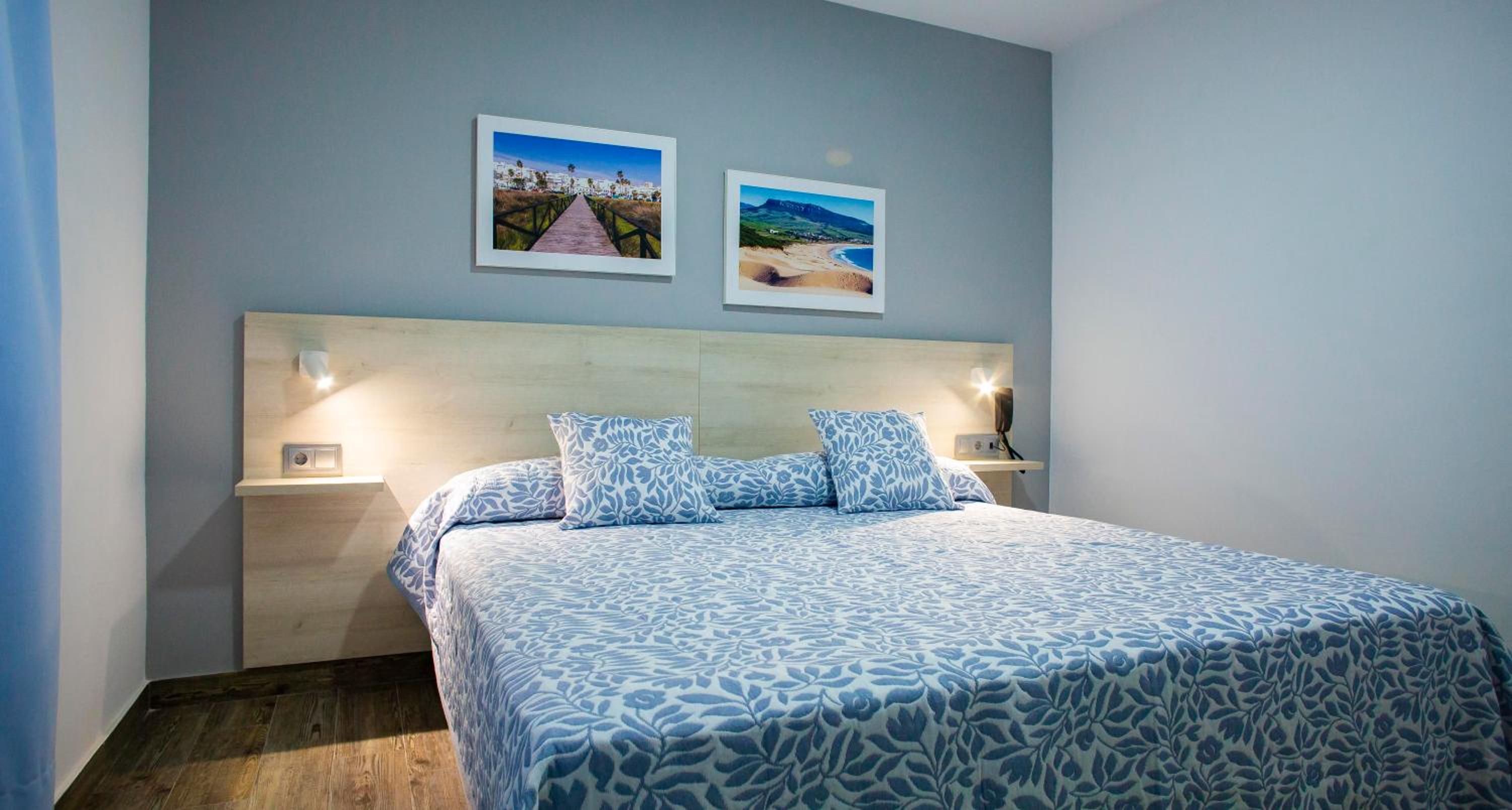Double Room - Photo 11