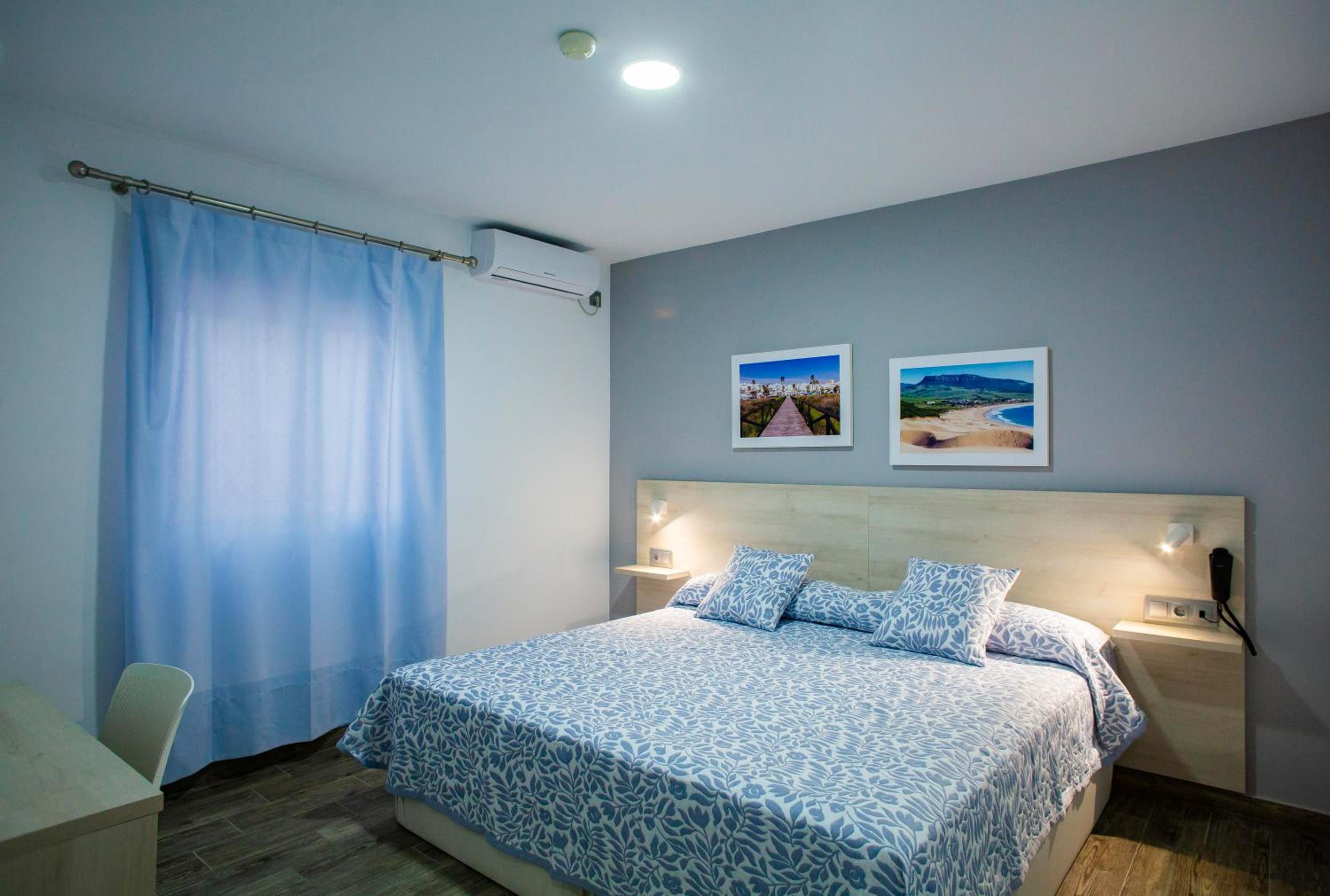 Double Room - Photo 10