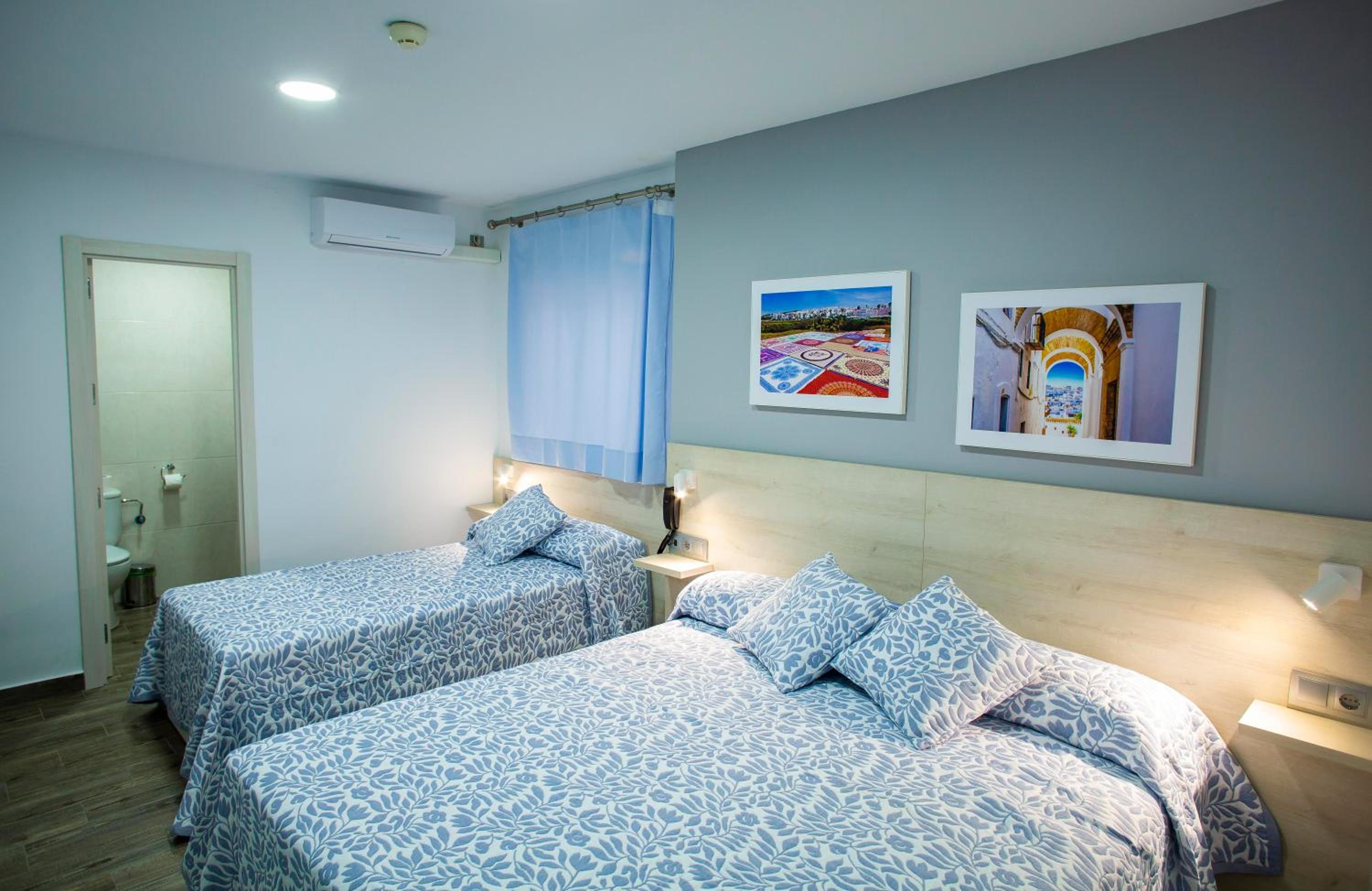 Triple Room - Photo 8