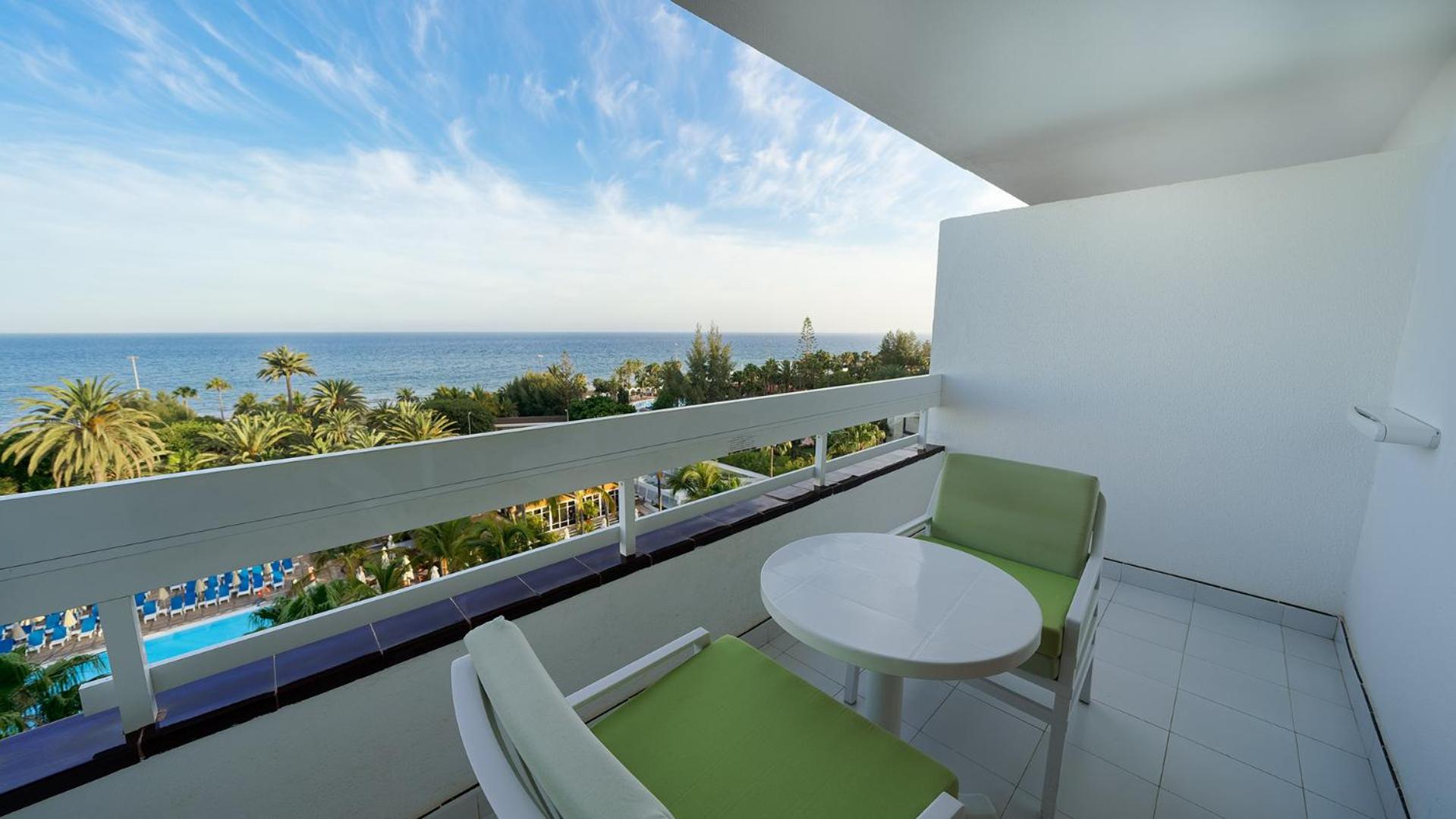 Twin Room with Sea View - Photo 2