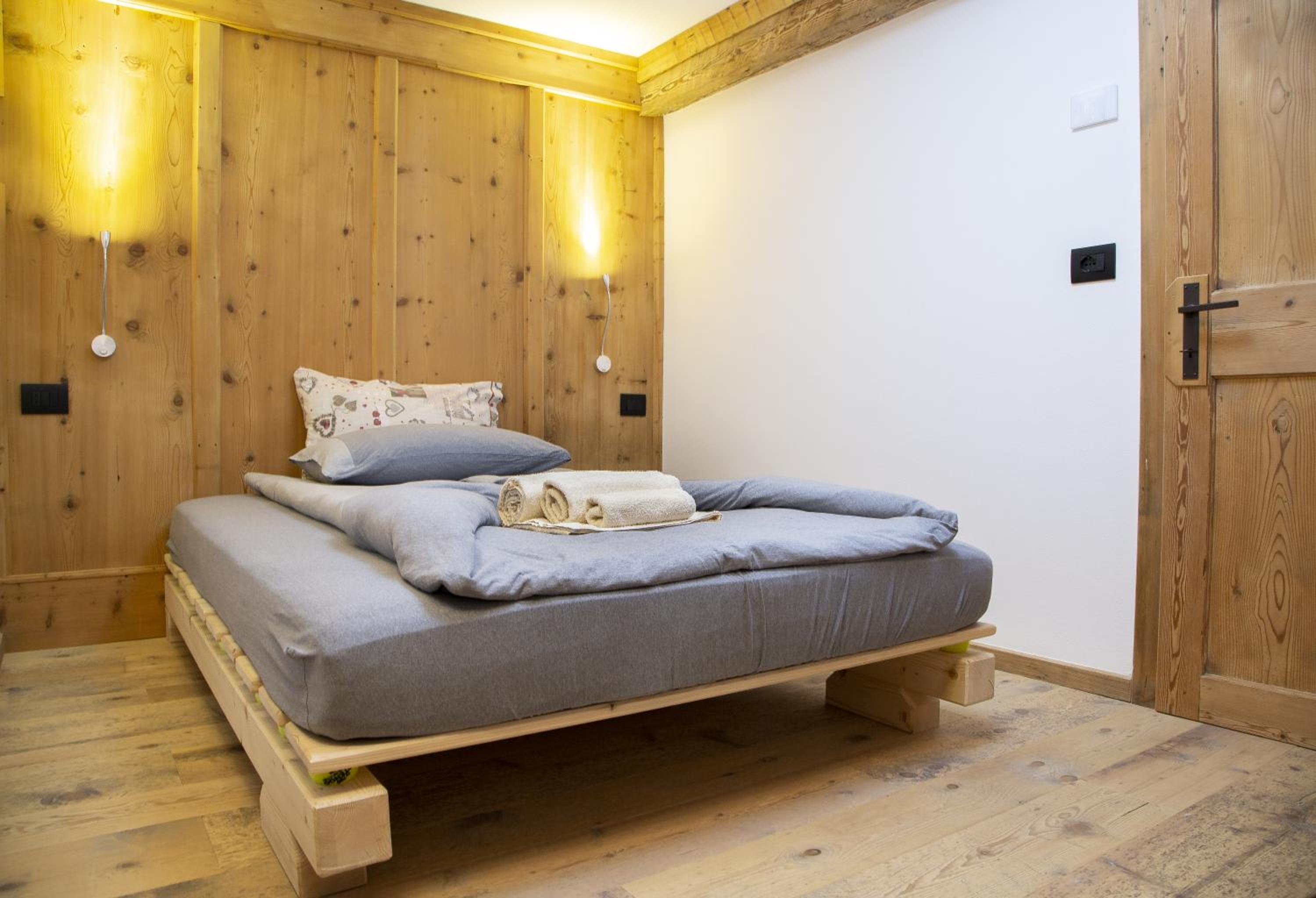 Single Room with Private Bathroom photo 1