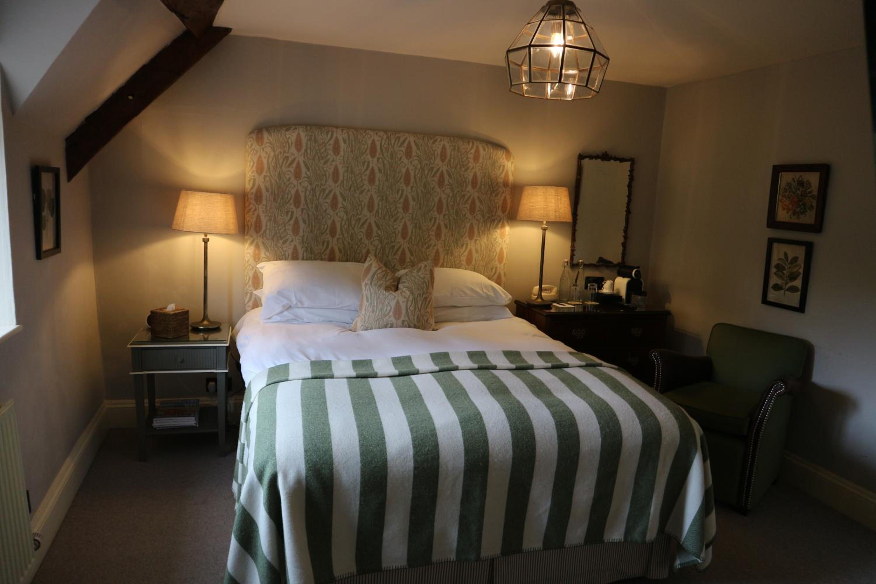 Standard Double Room - Photo 2