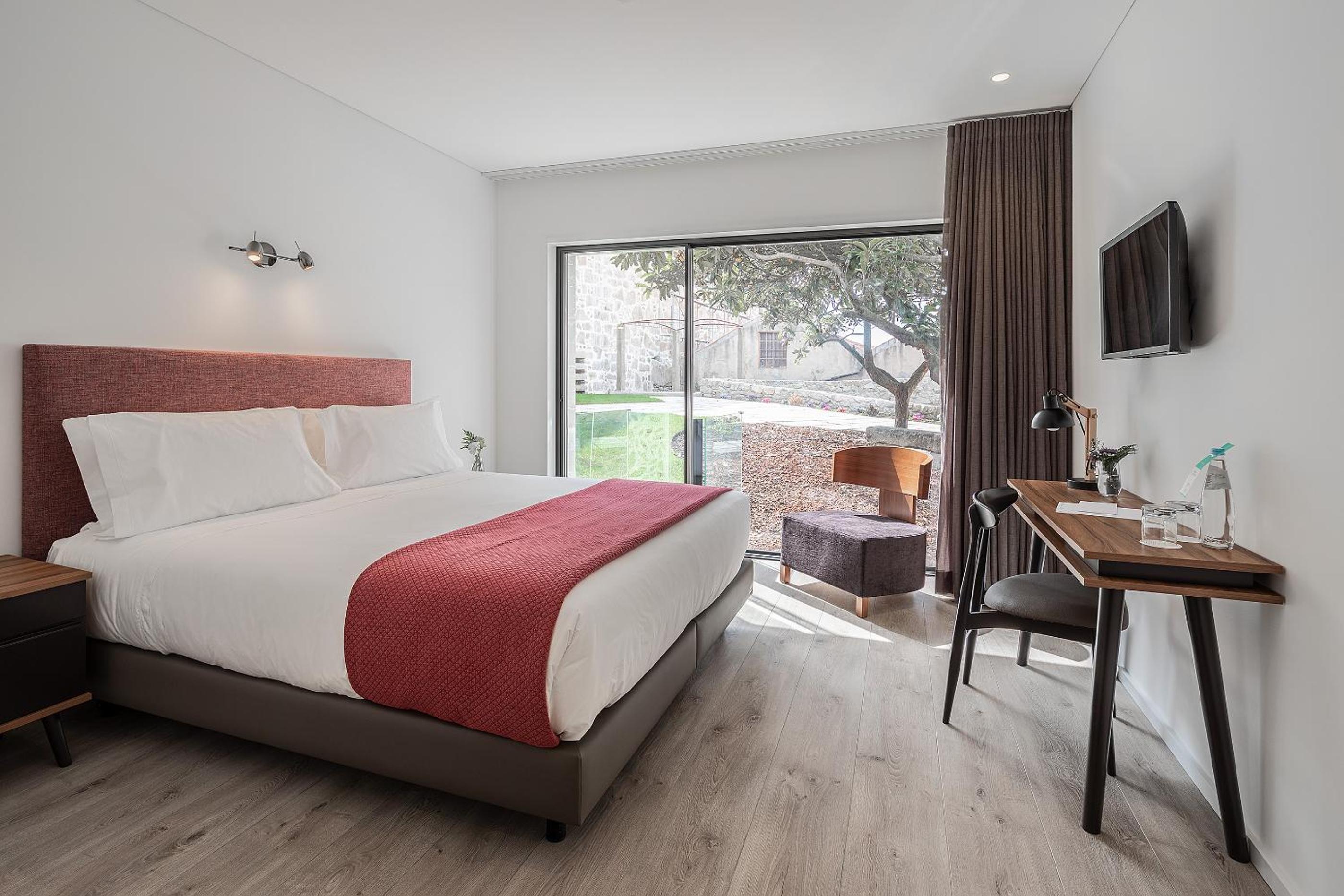 Double or Twin Room - Photo 5