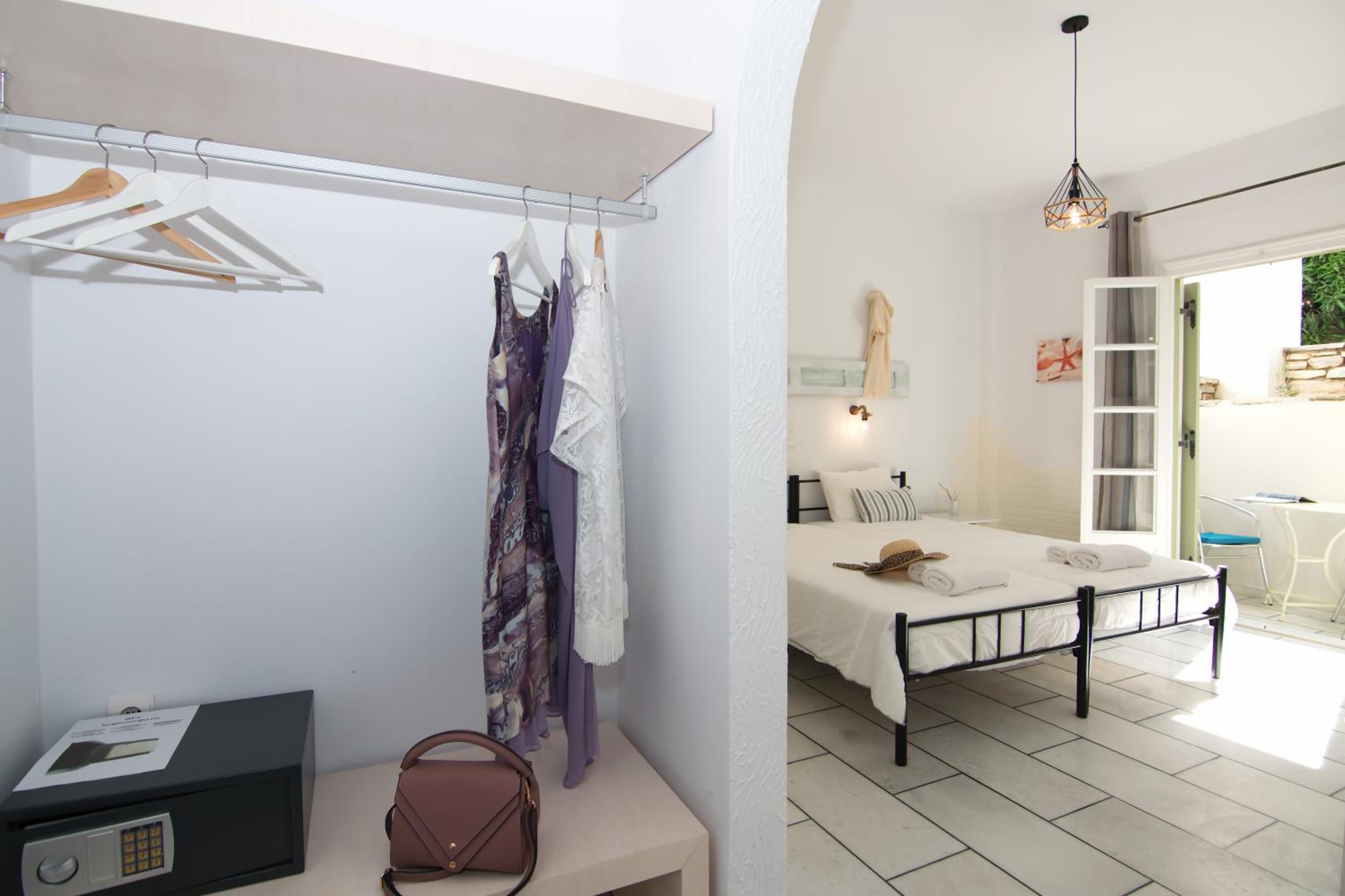 Economy Twin Room - Basement - Photo 6