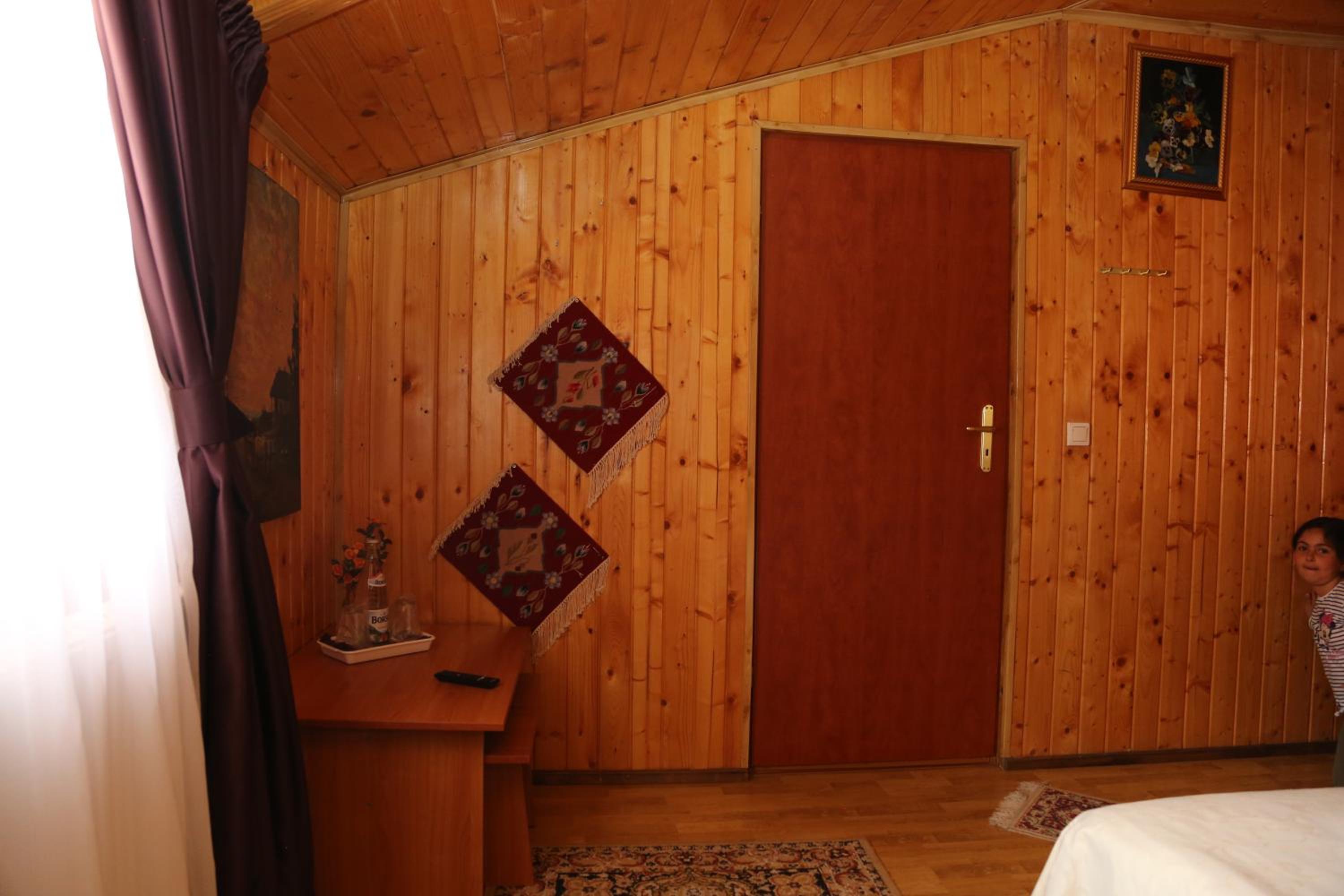 Double Room - Photo 23