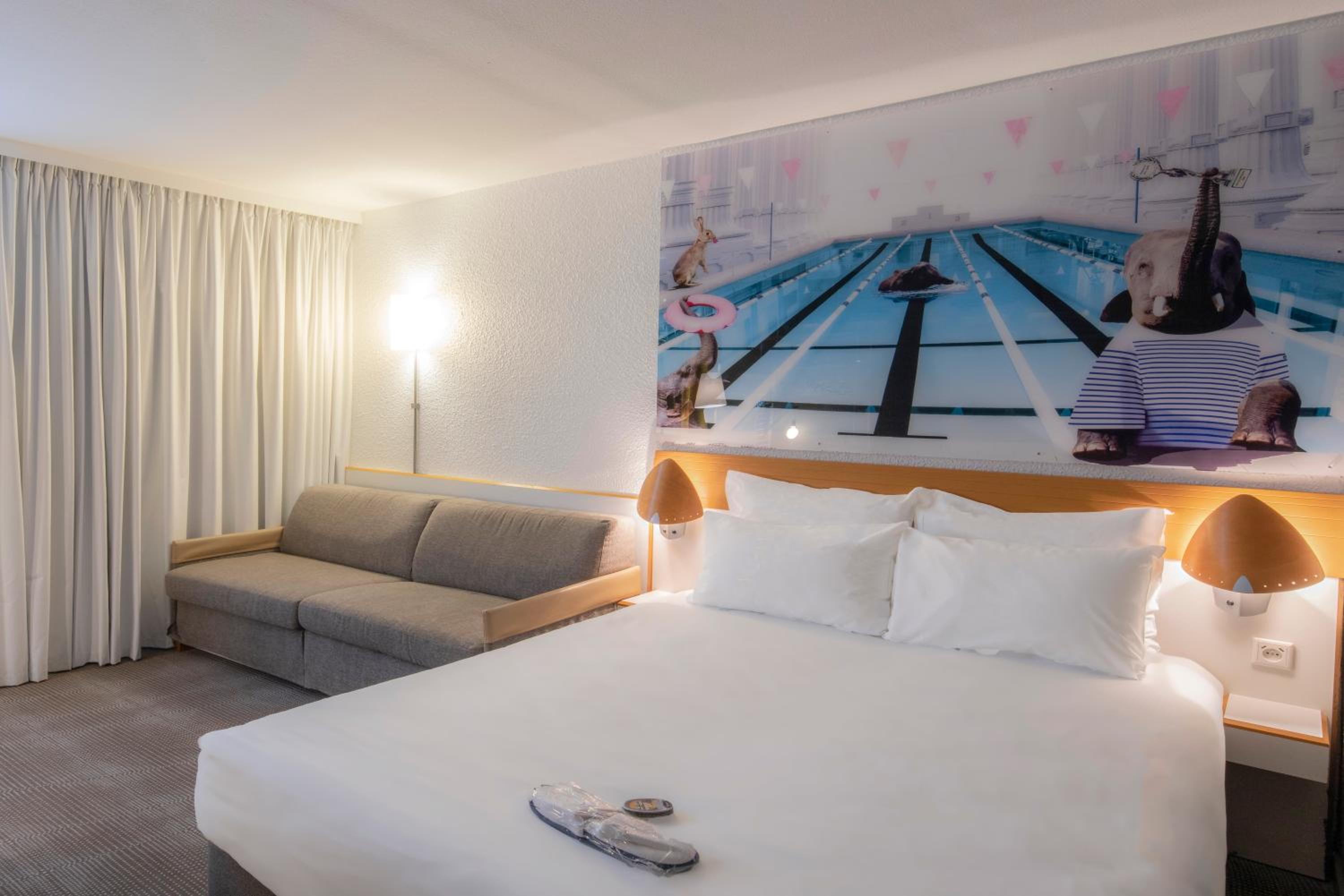 Classic Double Room with Sofa Bed - Photo 1
