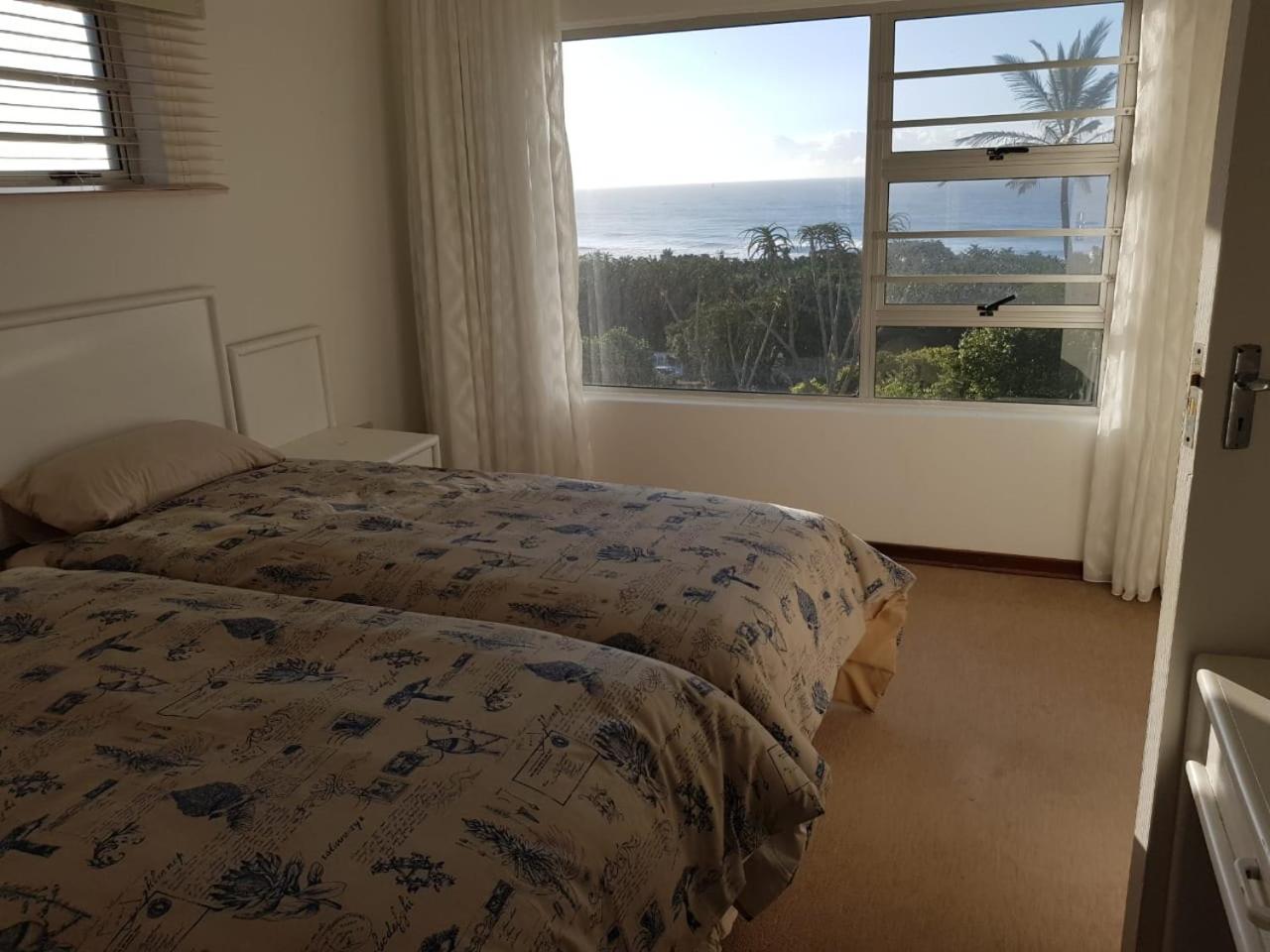 Four-Bedroom House - Photo 23