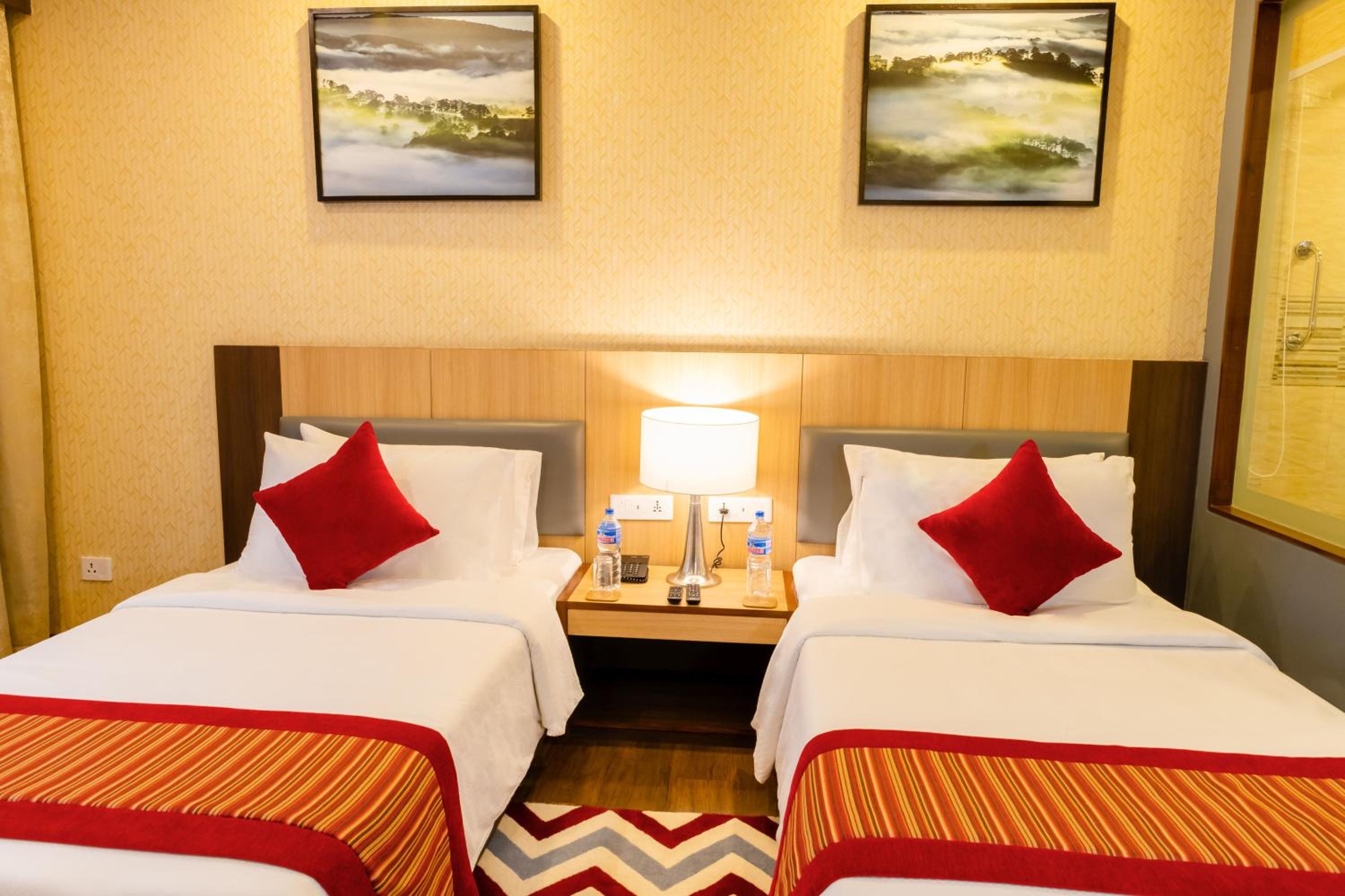 Twin Room with Pool View