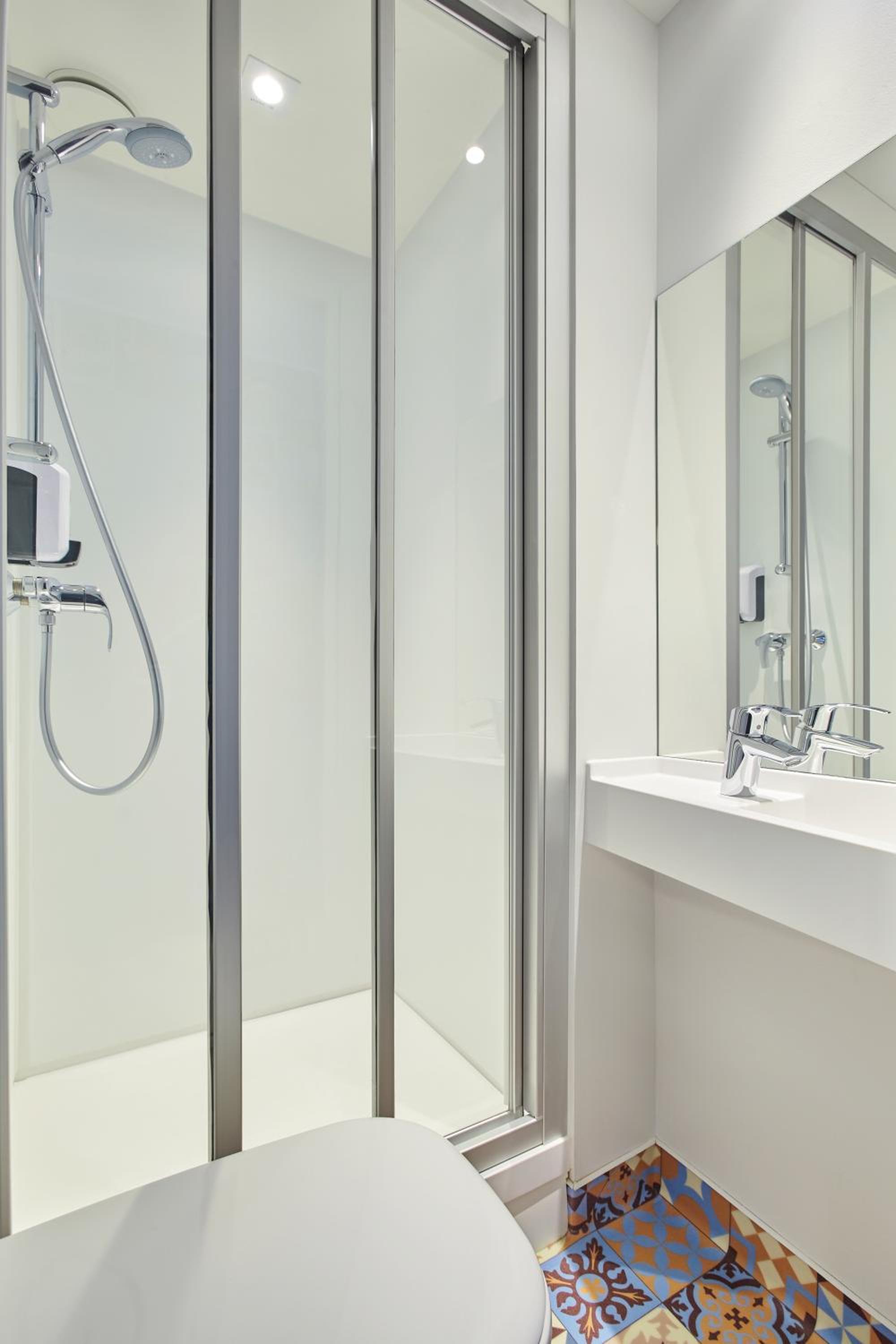 Cabrio Room with Private Bathroom - Photo 6