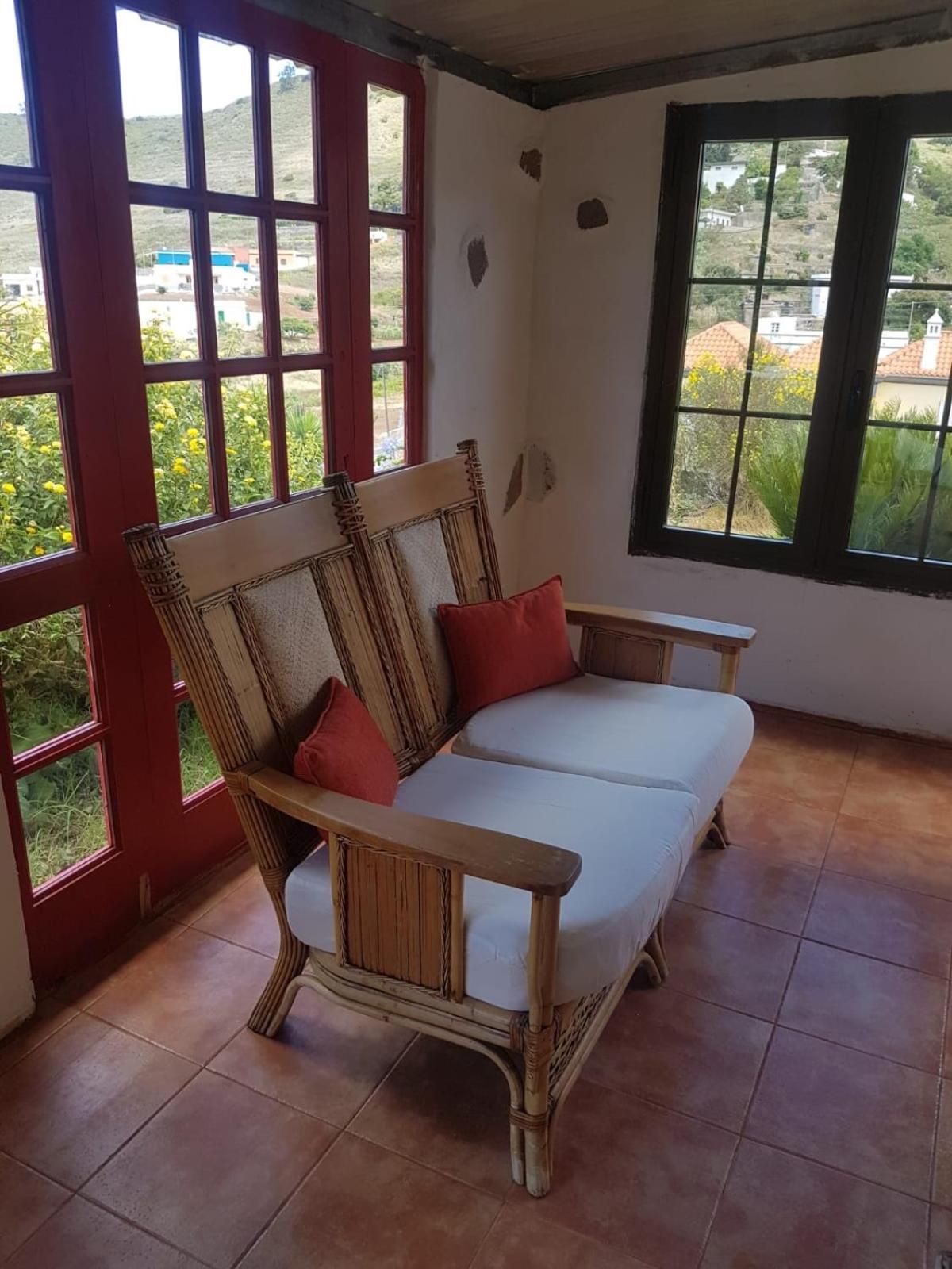 Apartment with Terrace - Photo 43