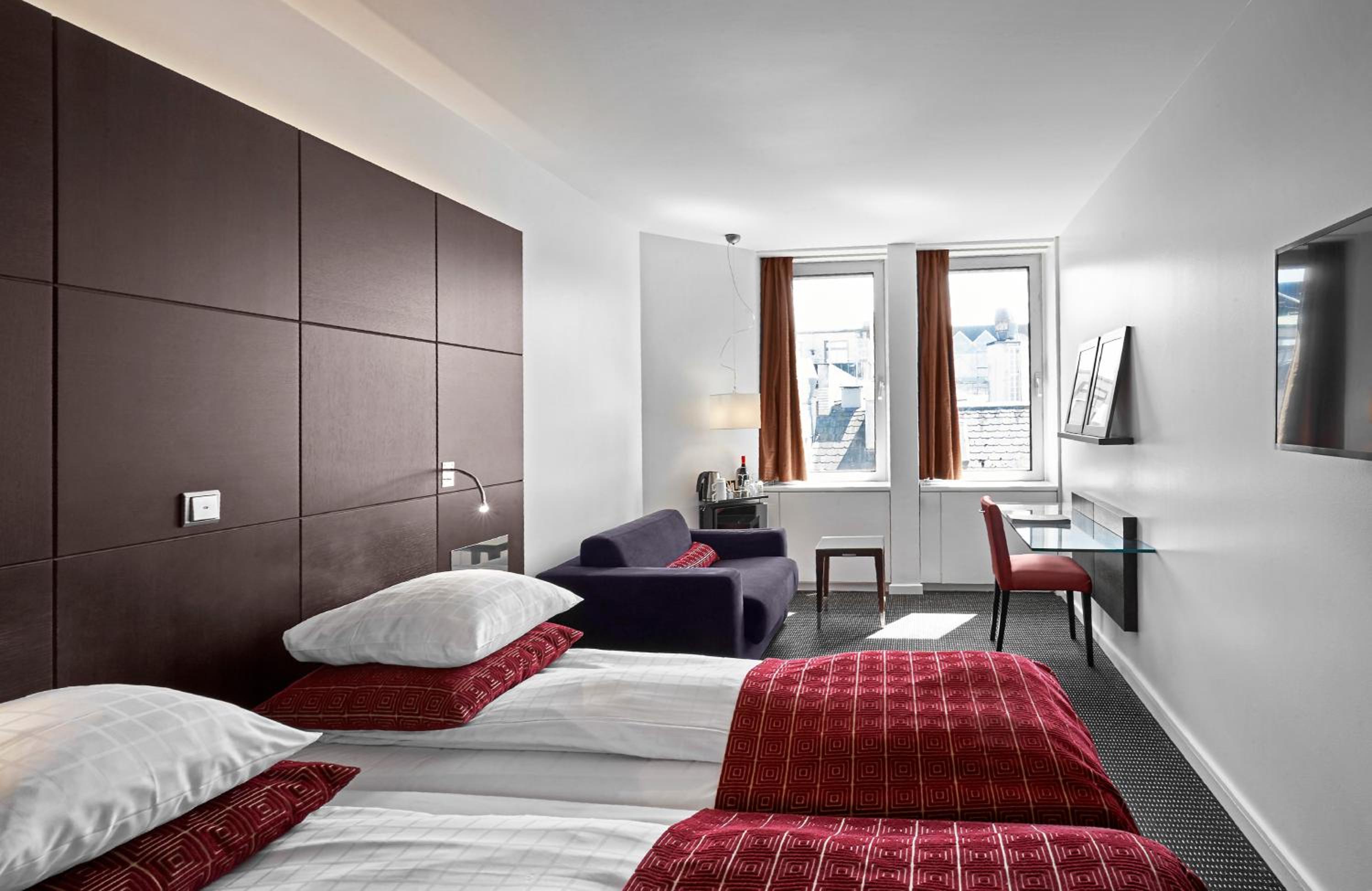 Triple Room - Photo 1