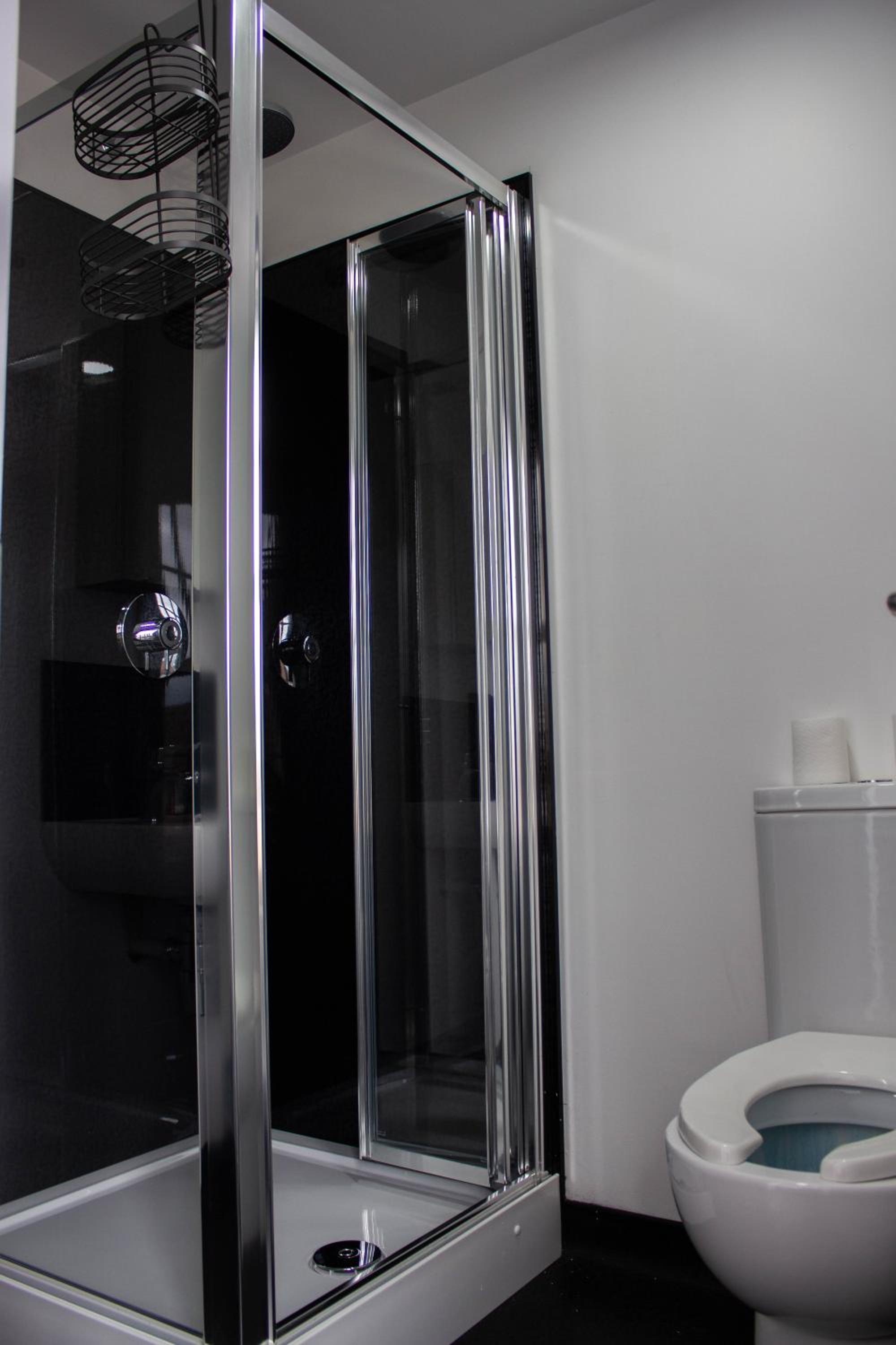 Comfort Triple Room with Shower - Photo 3