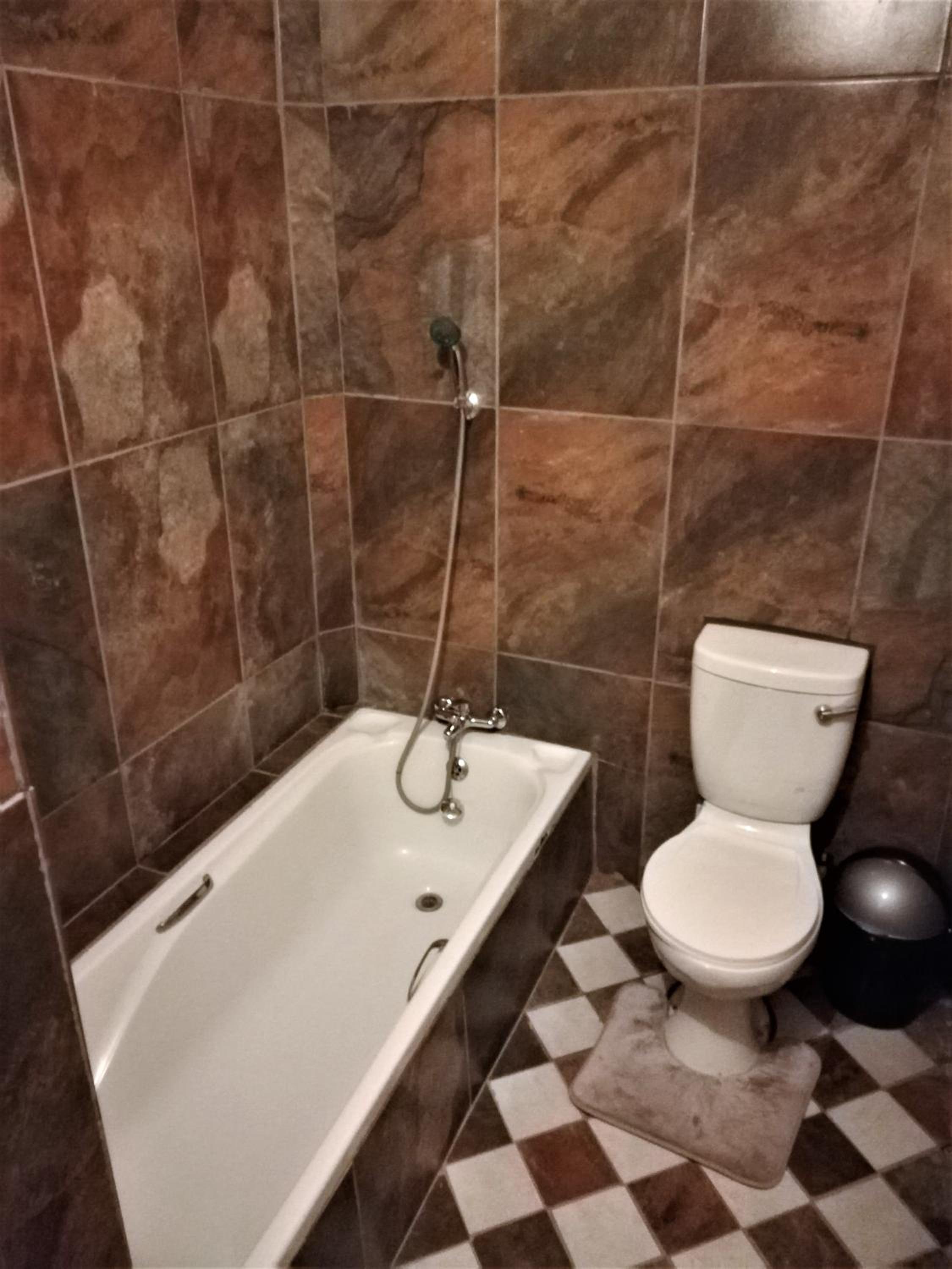 Double or Twin Room - Photo 3