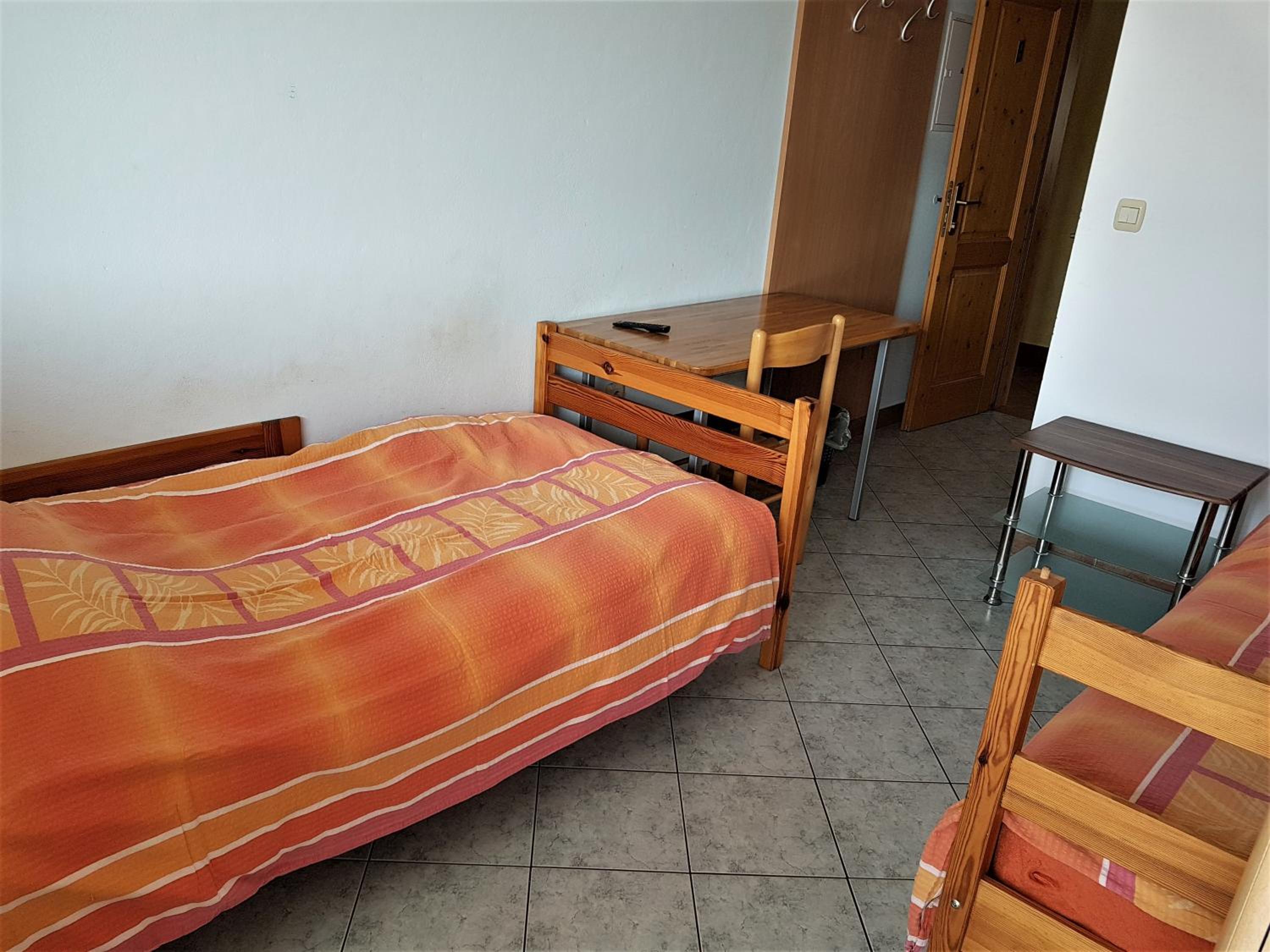 Economy Twin Room