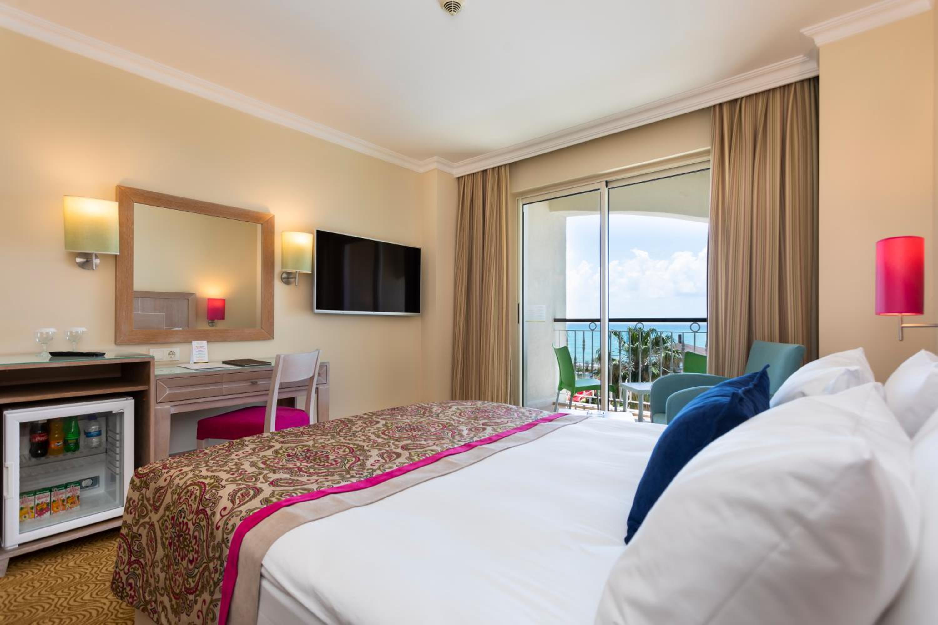 Triple Sea View Room