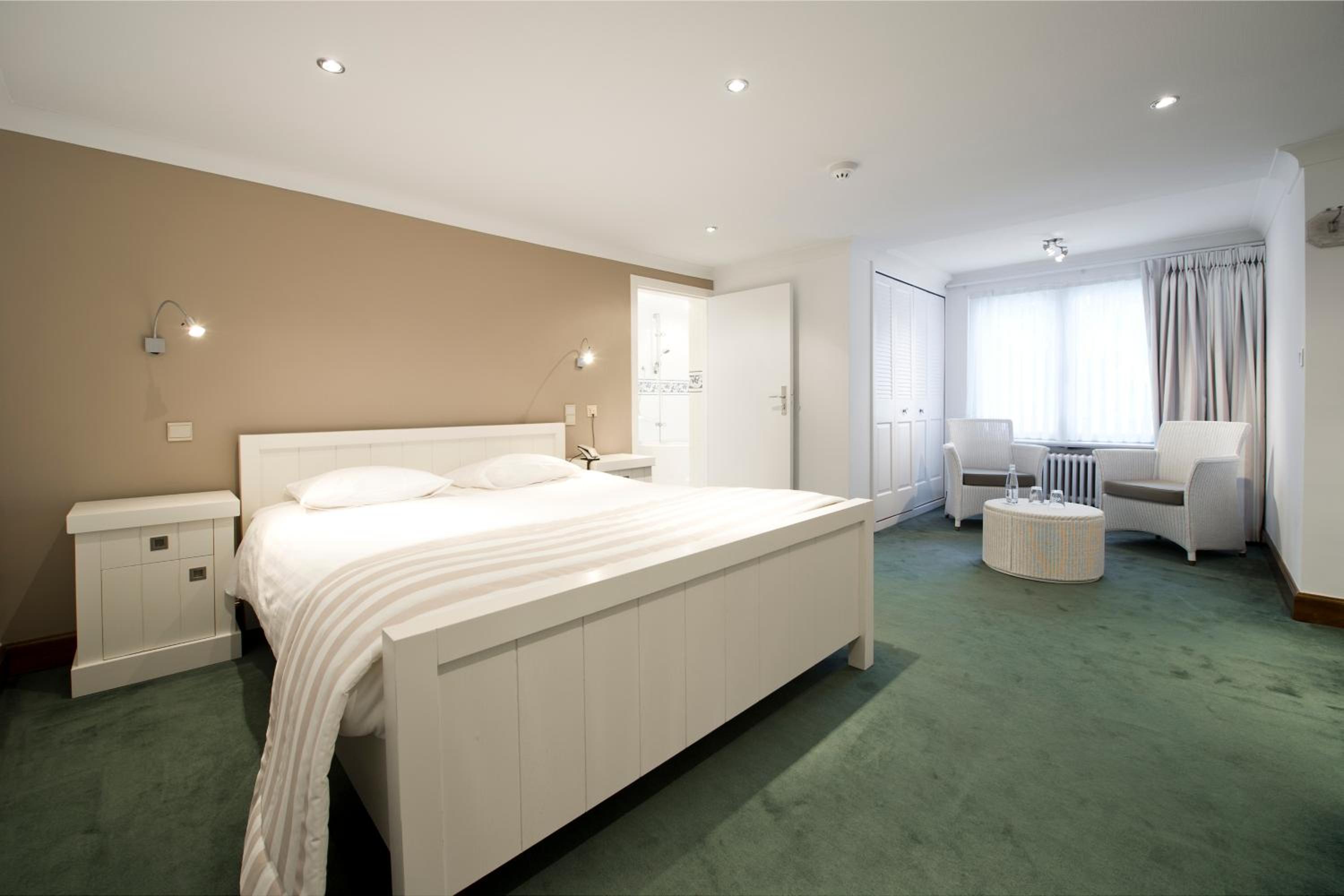 Superior Double Room - Photo 7
