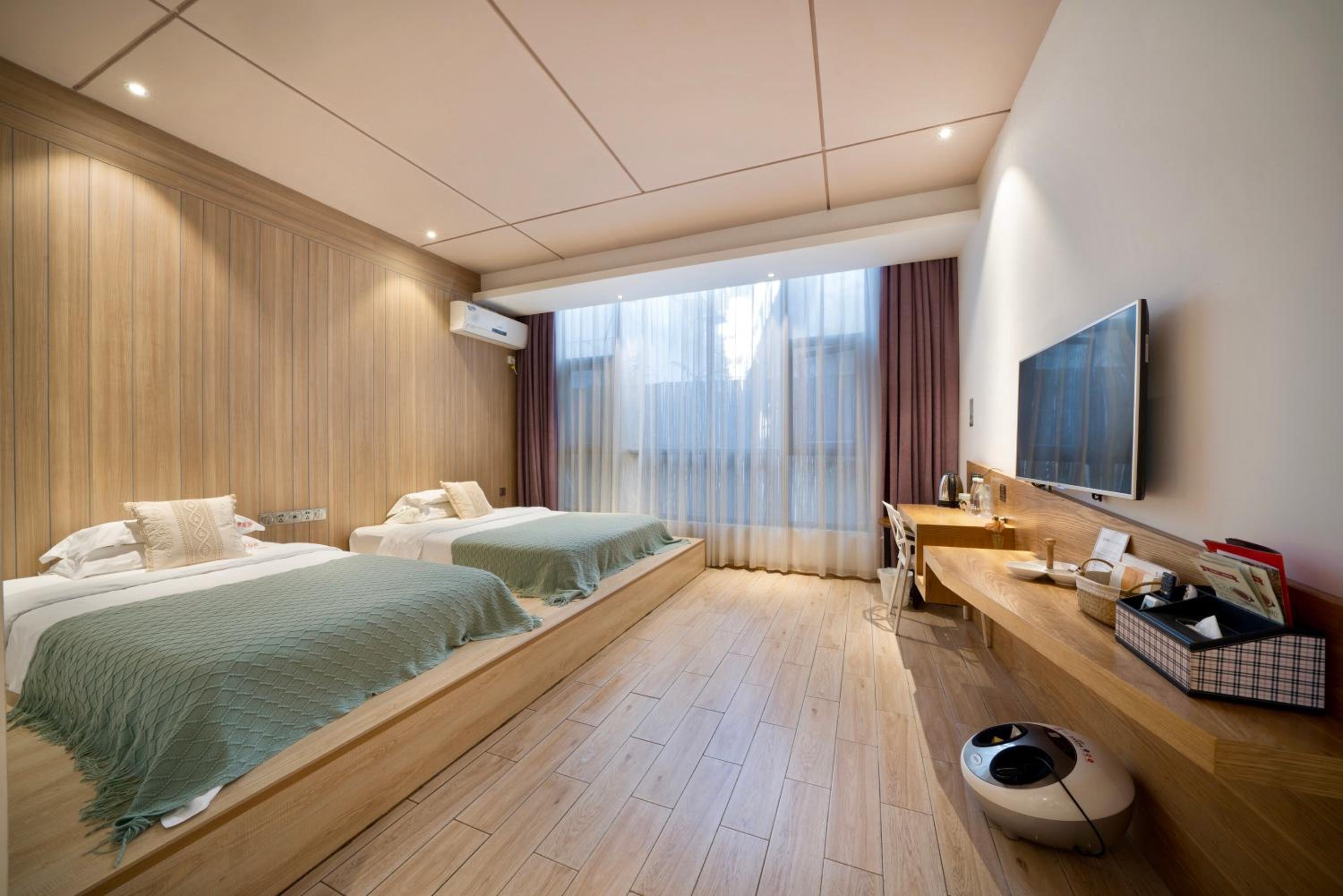 Comfort Triple Room with Shower