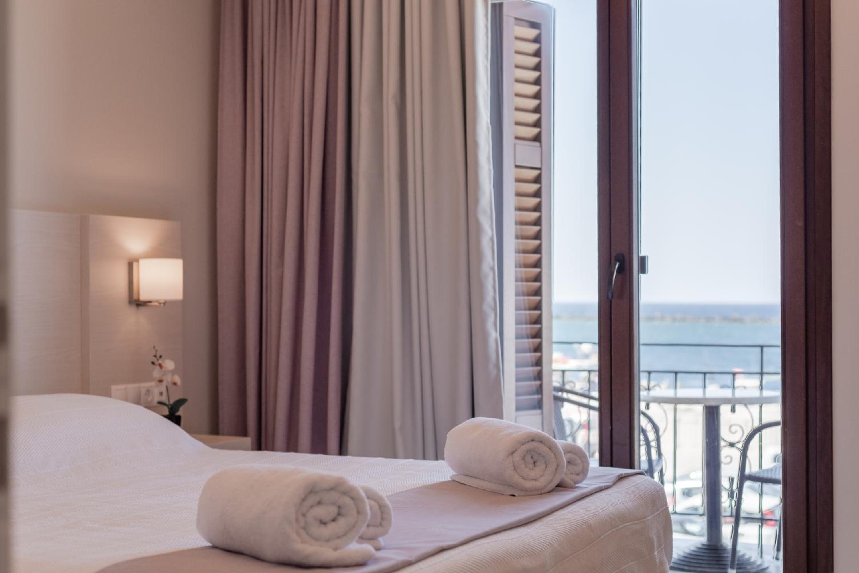 Superior Double Room with Sea View photo 2