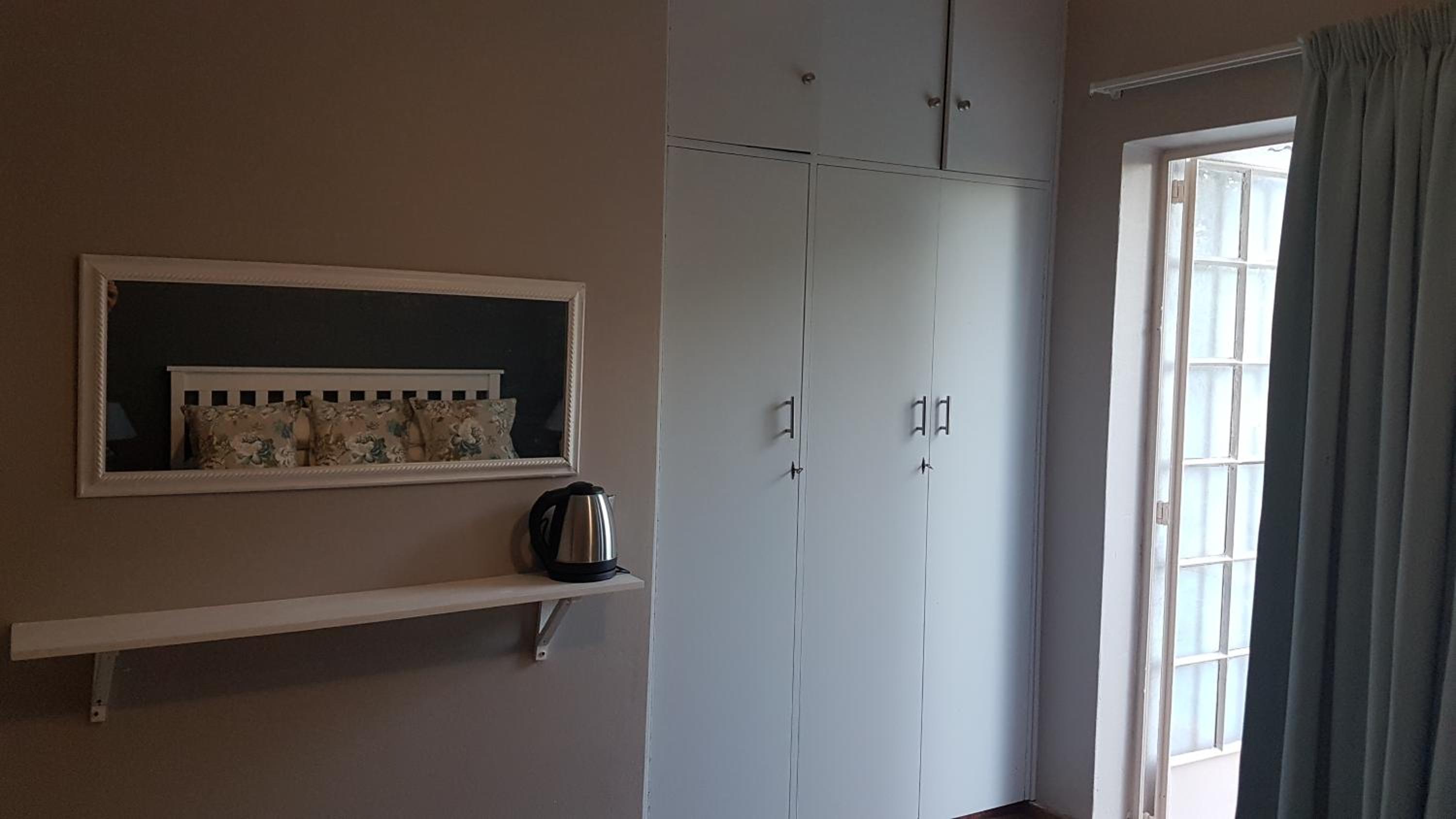 Standard Double Room - Photo 5