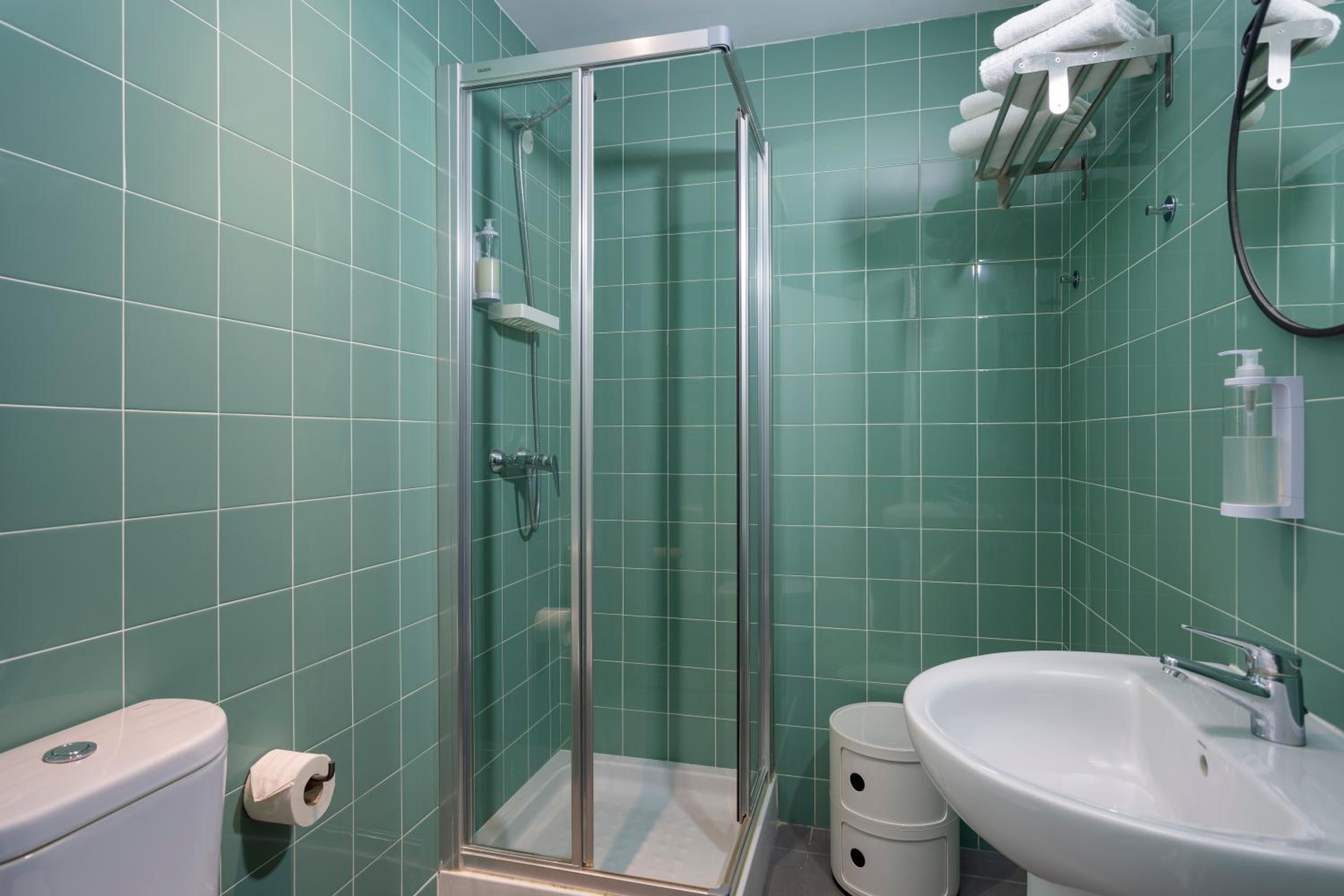 Single Room photo 2