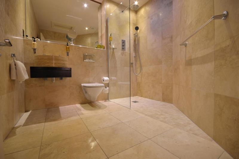 Bridal Suite - Photo 3