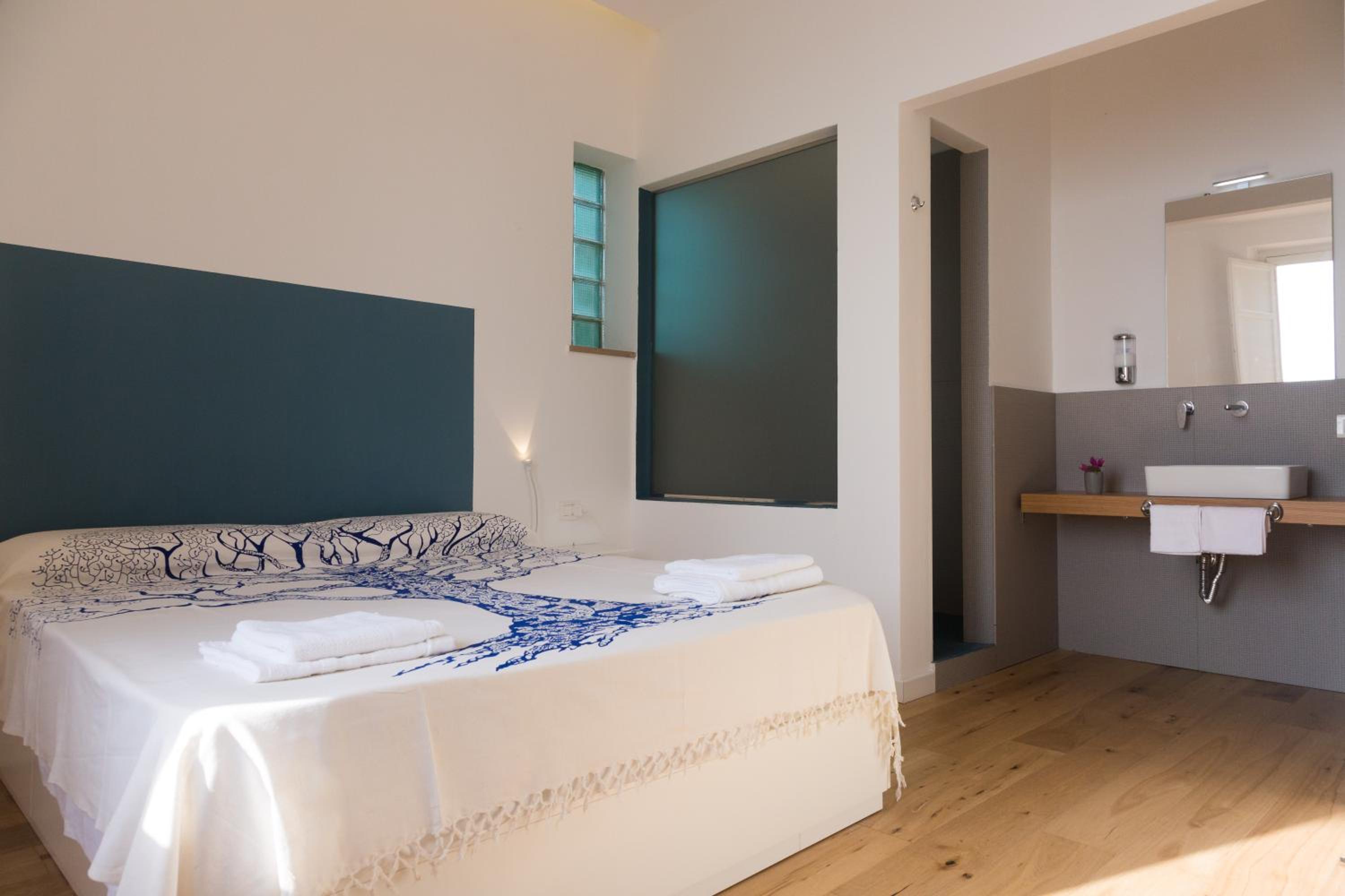 Apartment with Sea View photo 2