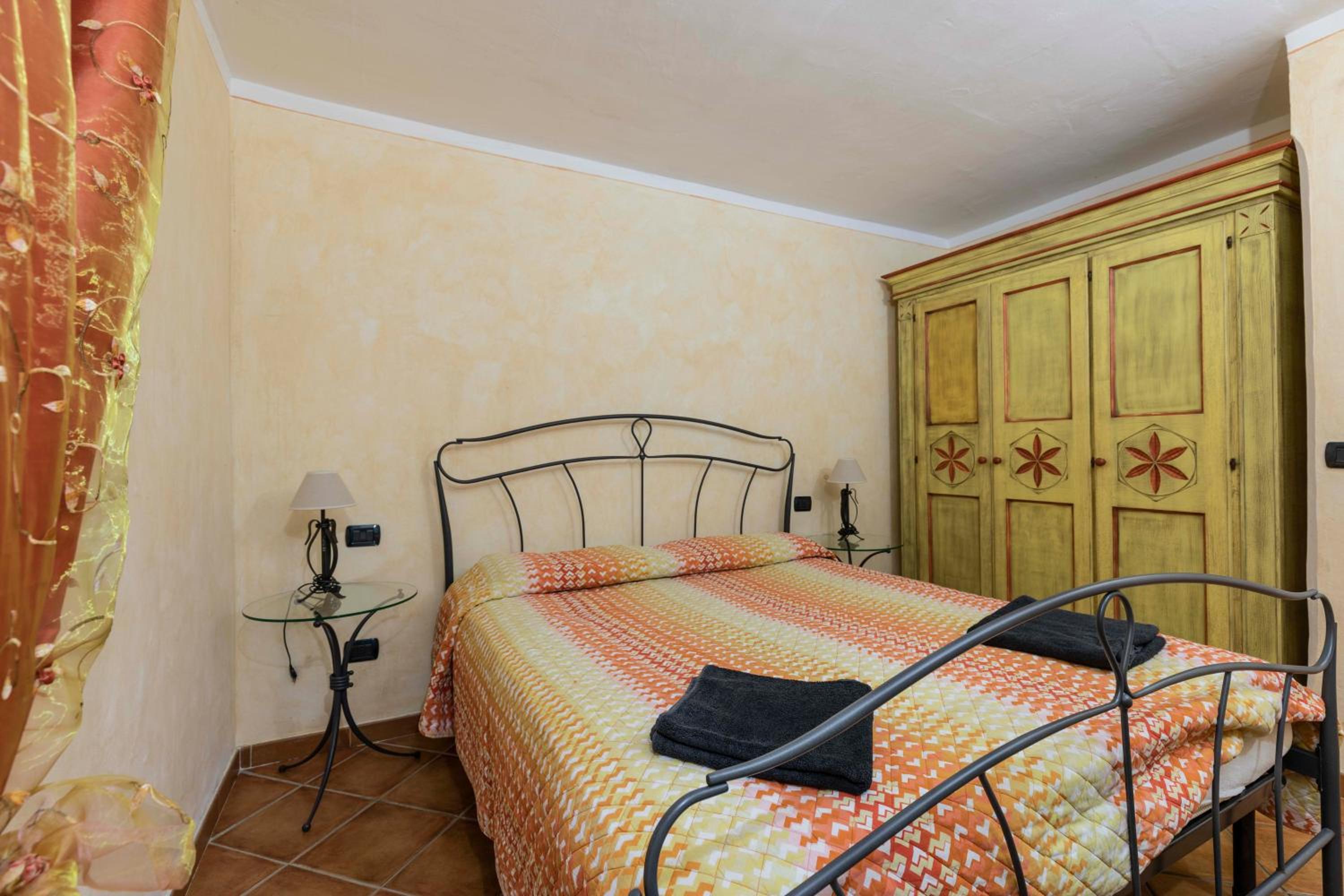 Apartment with Terrace photo 3