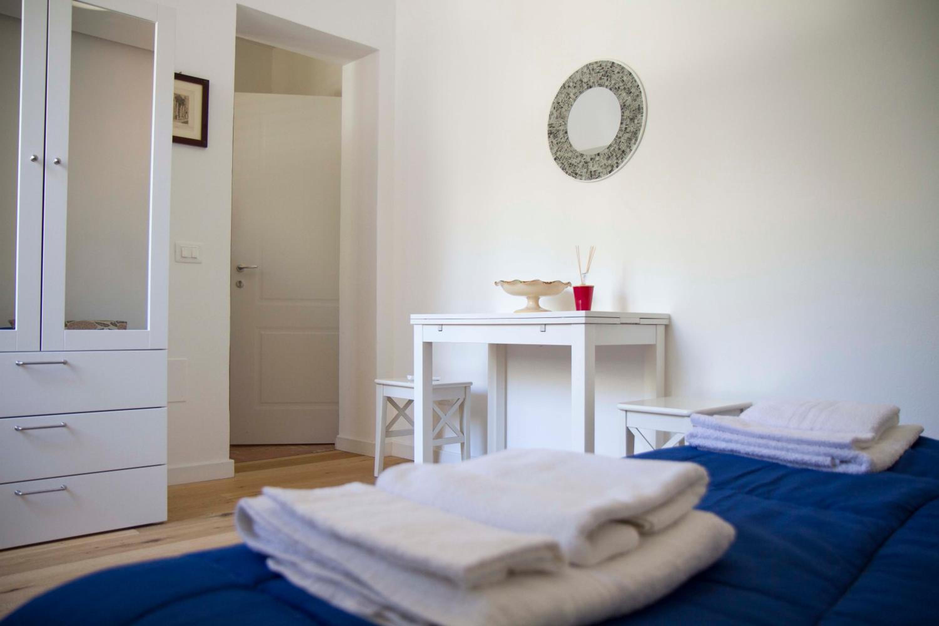 Studio Apartment - Photo 5