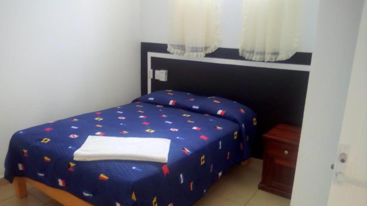 Standard Queen Room photo 1