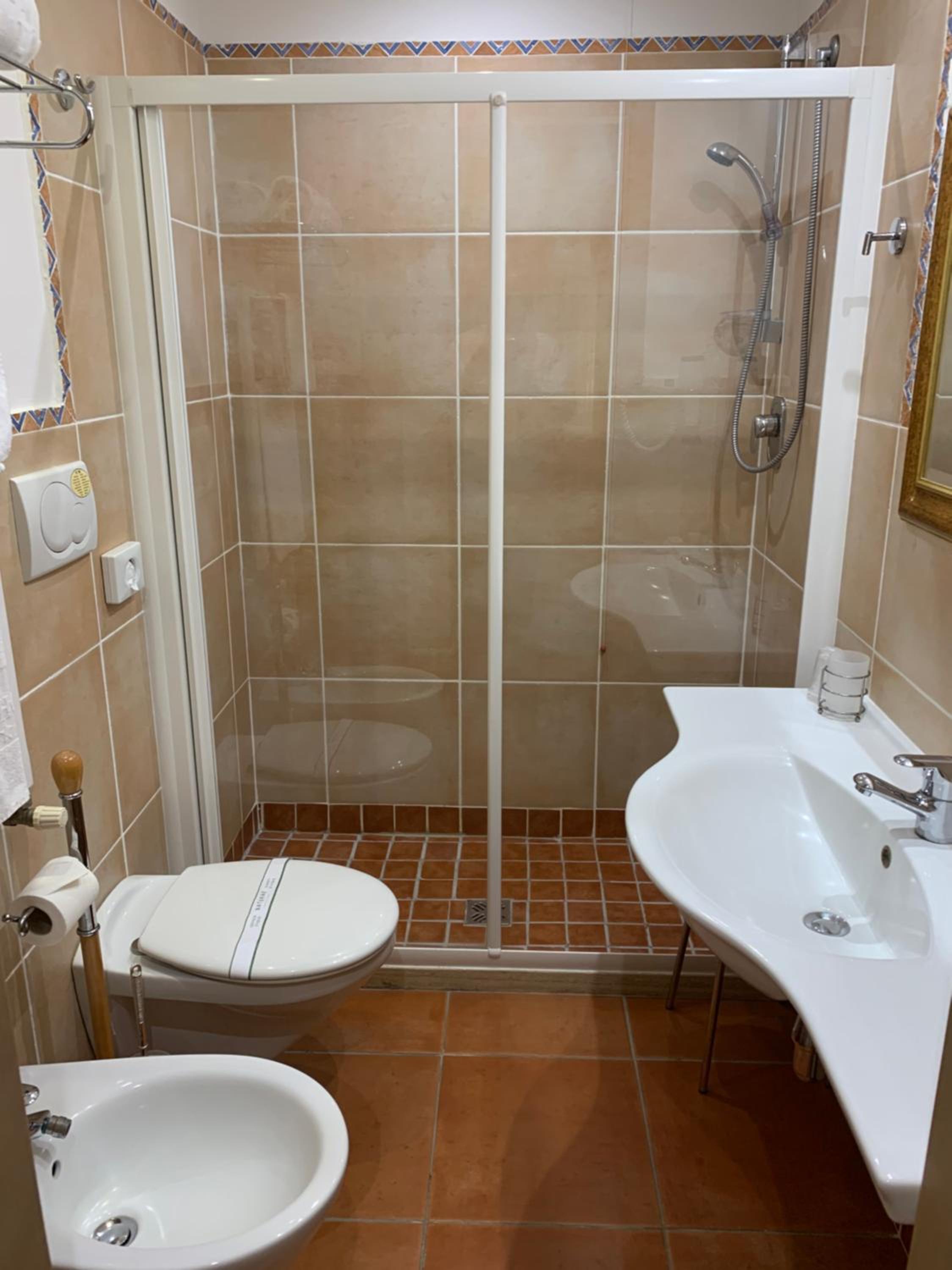 Small Double Room - Photo 38