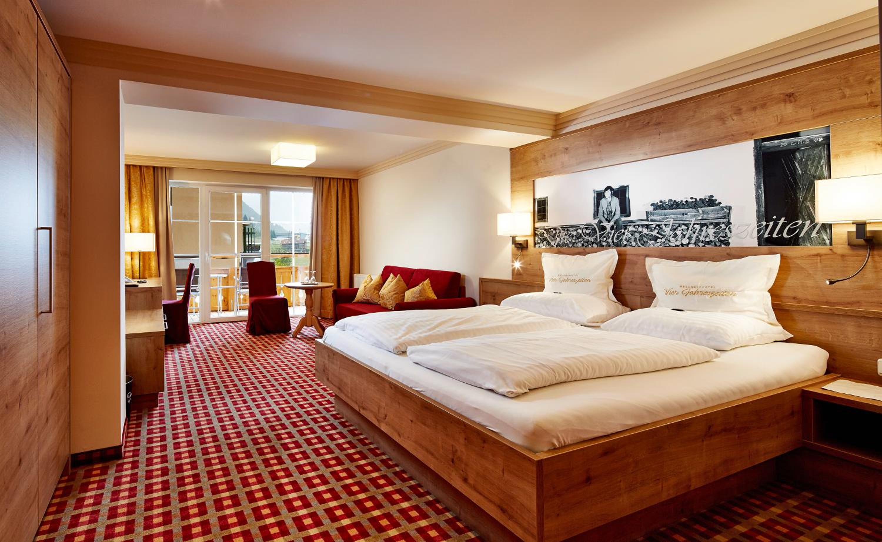 Comfort Double Room with Balcony - Photo 3