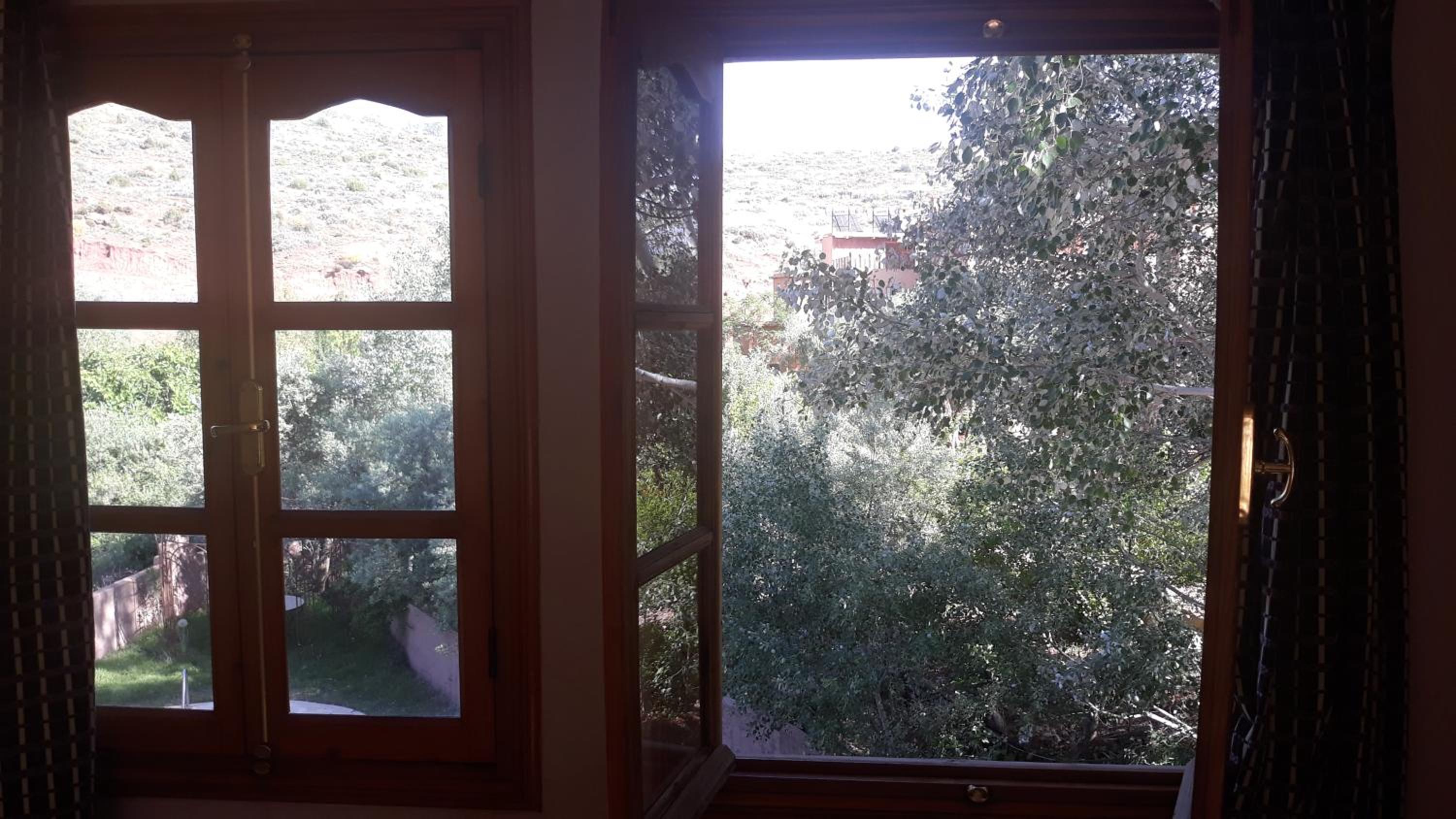 Double Room With Balcony (2 Adults + 1 Child) photo 3