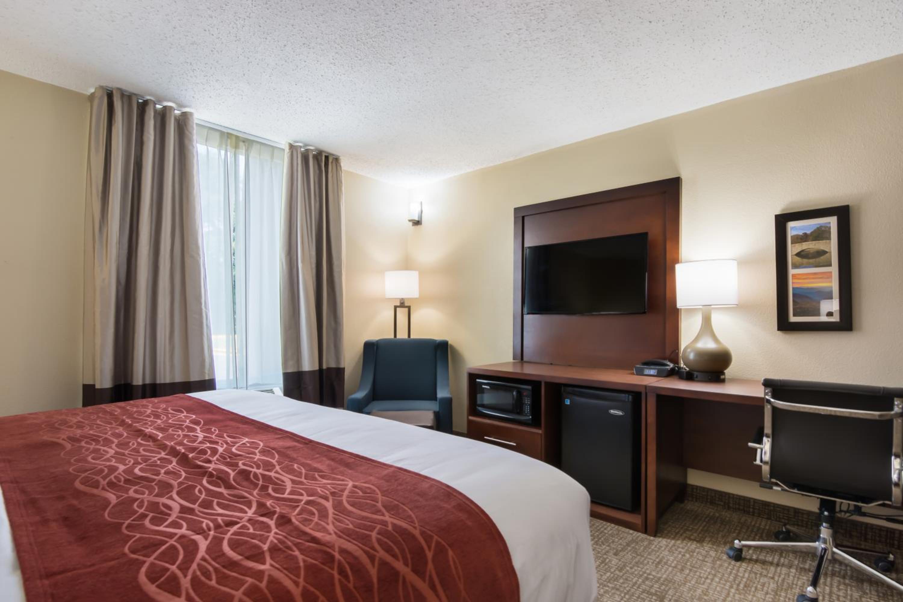 King Room - Accessible/Non-Smoking photo 3