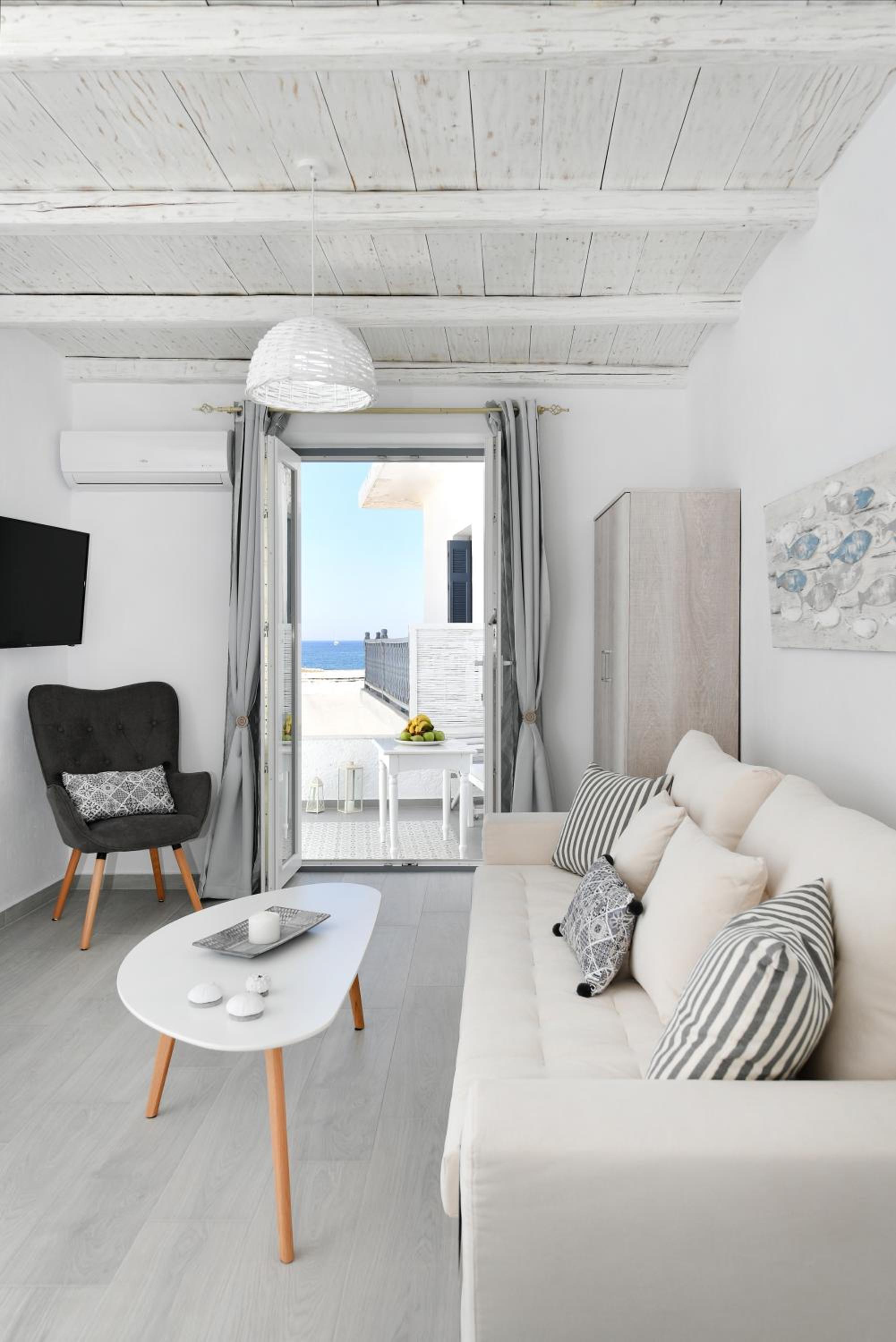 Apartment with Sea View
