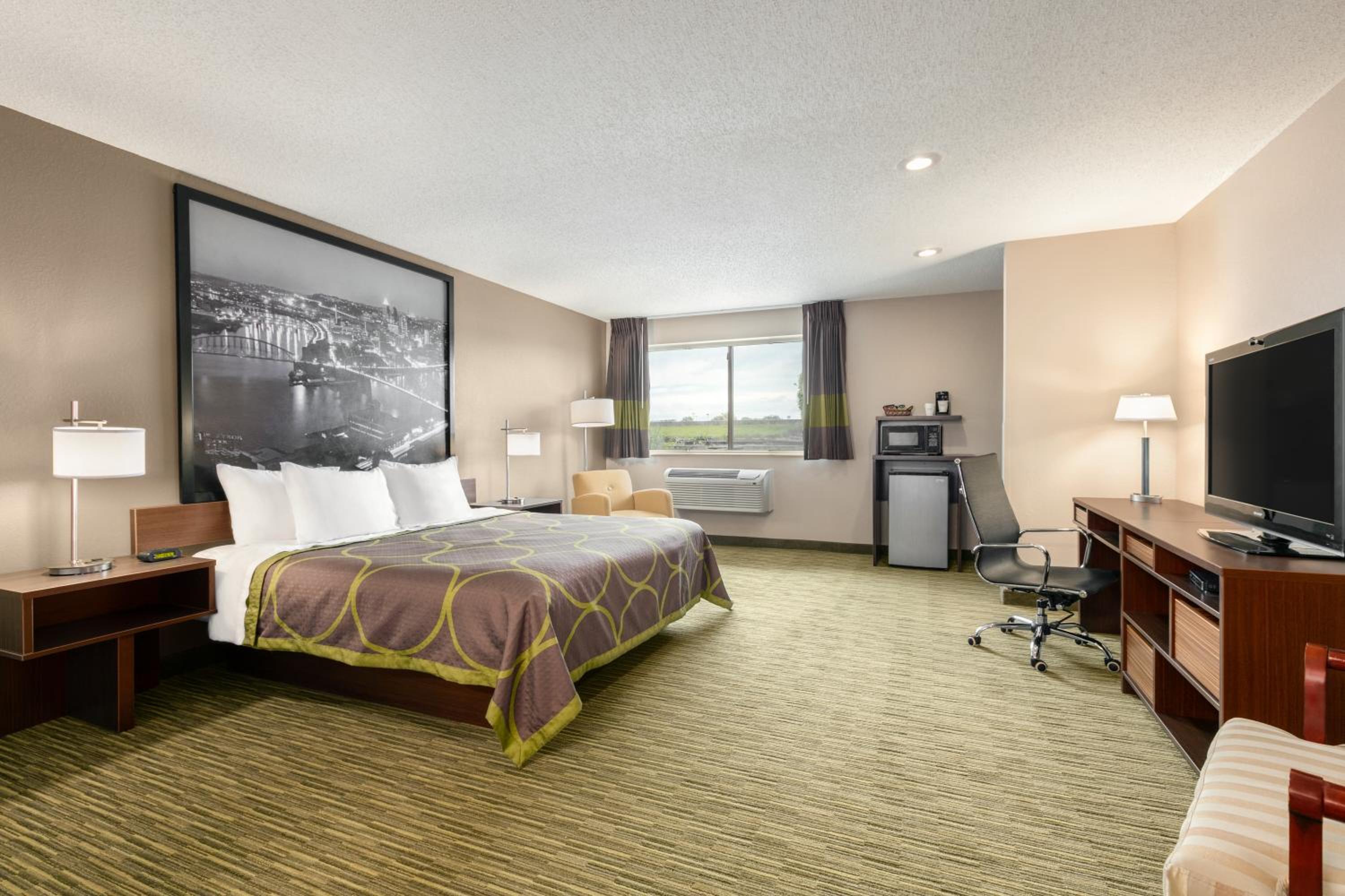King  Studio Suite - Non-SmokingÂ  - Photo 2
