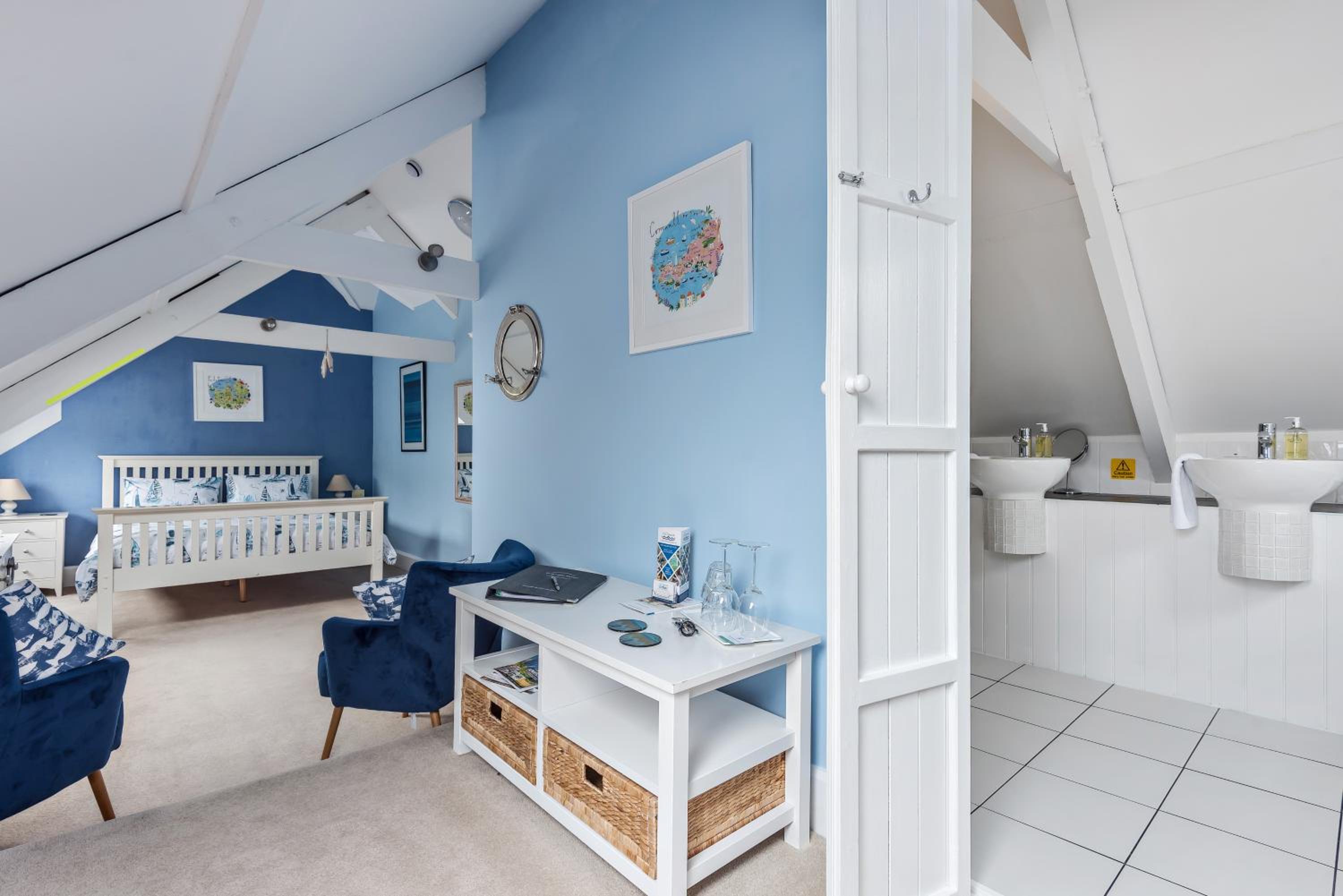 Superior King Room