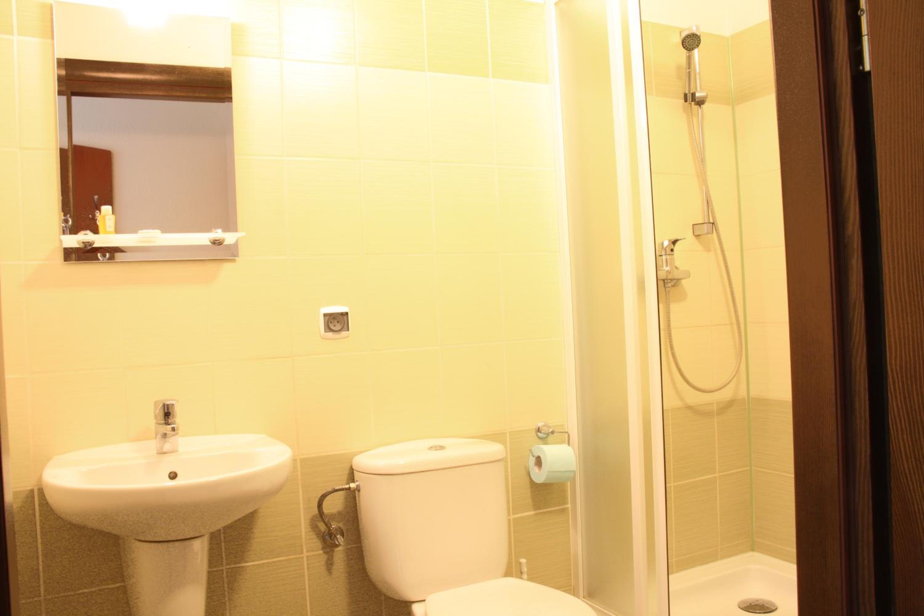 Standard Twin Room photo 3