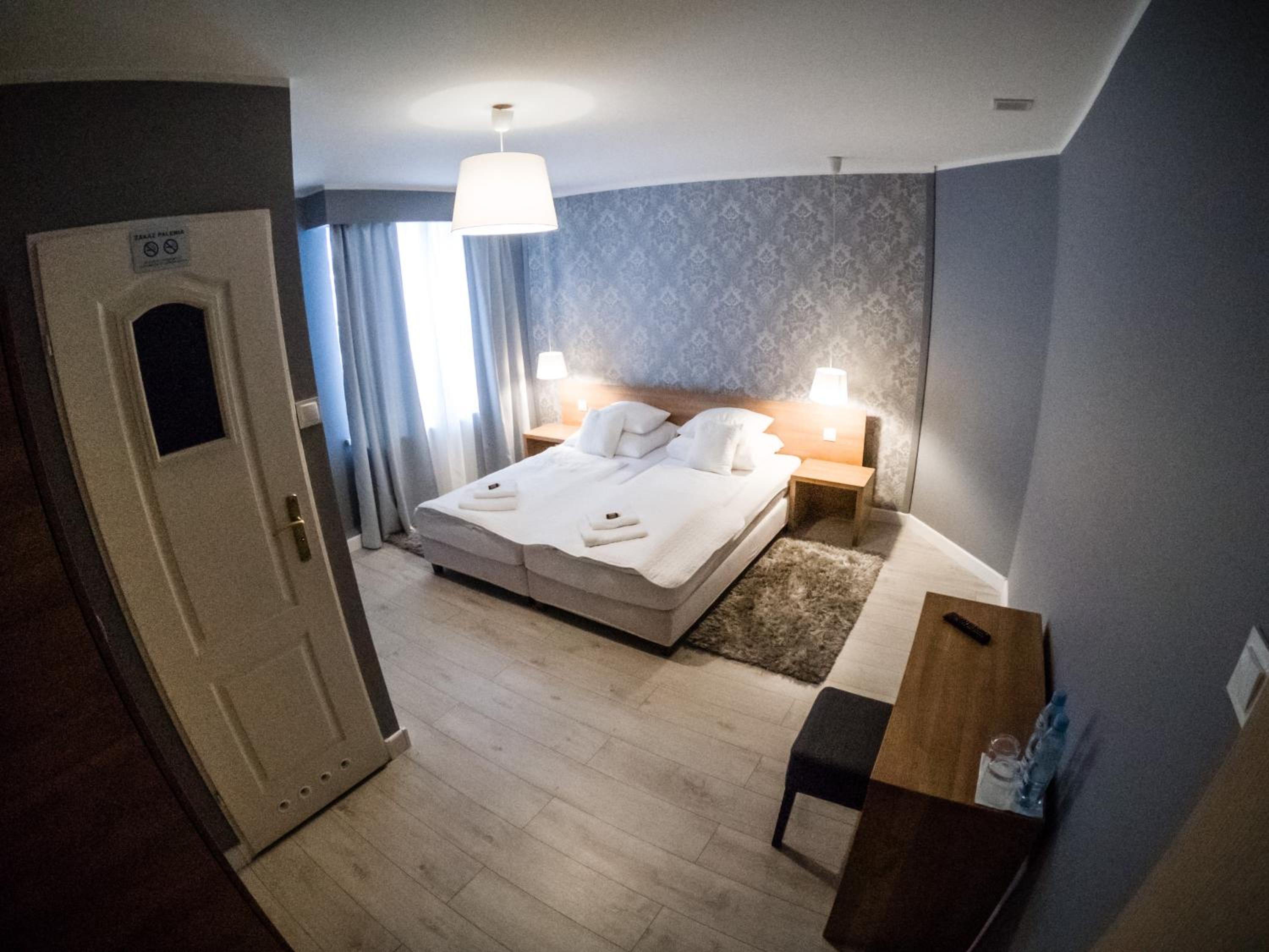 Double Room - Photo 1