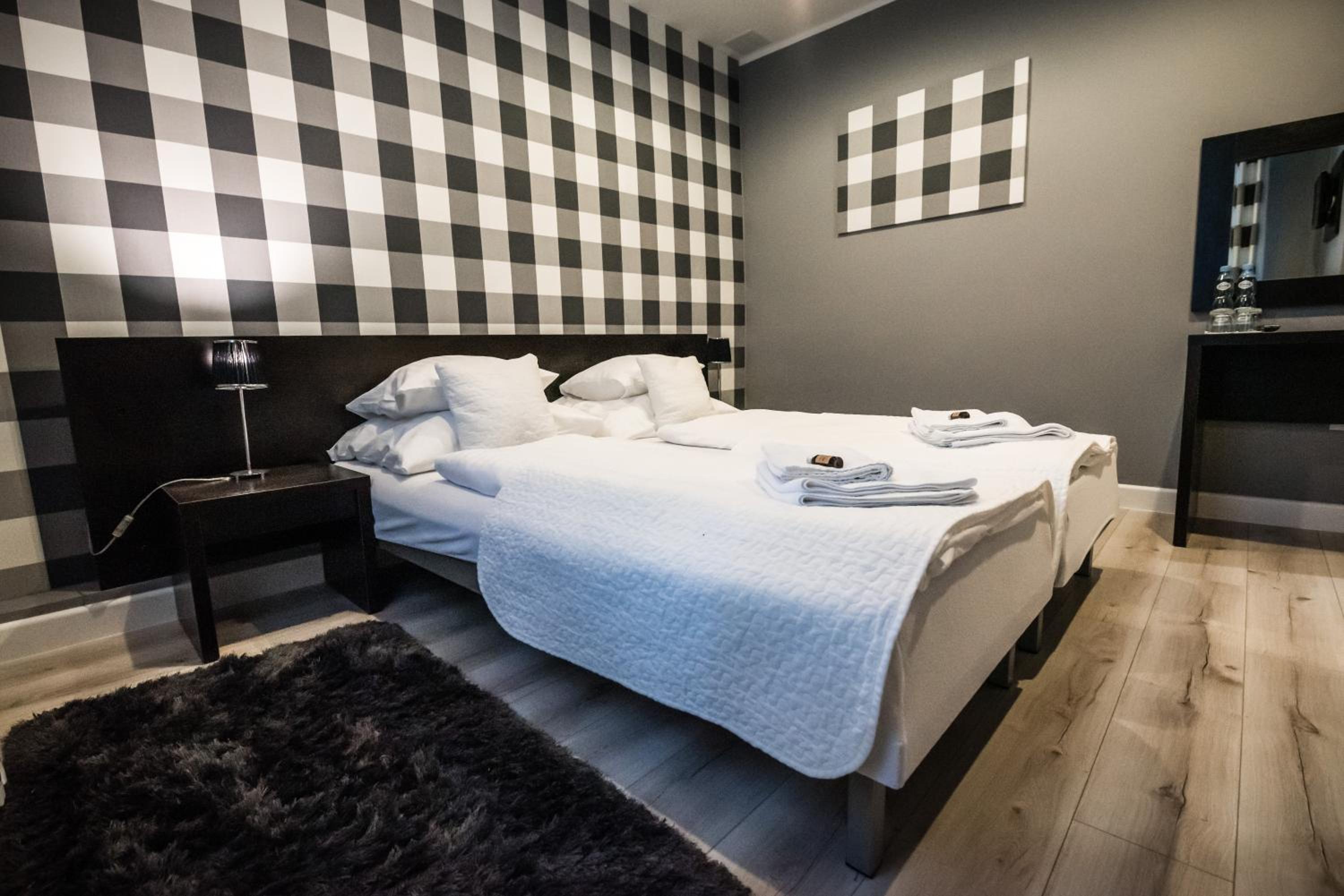 Double Room - Photo 4