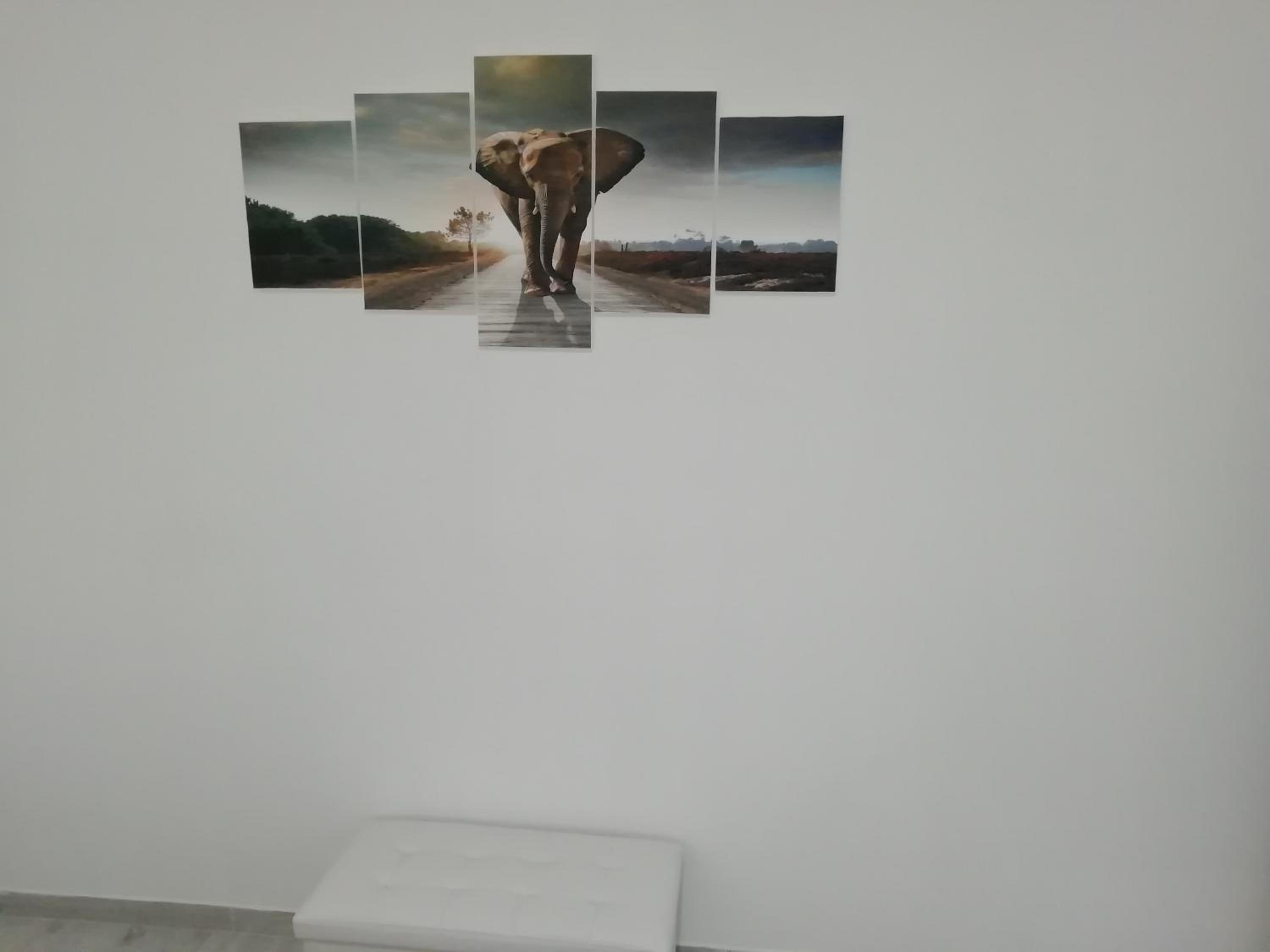 Family Room with Private Bathroom - Photo 24
