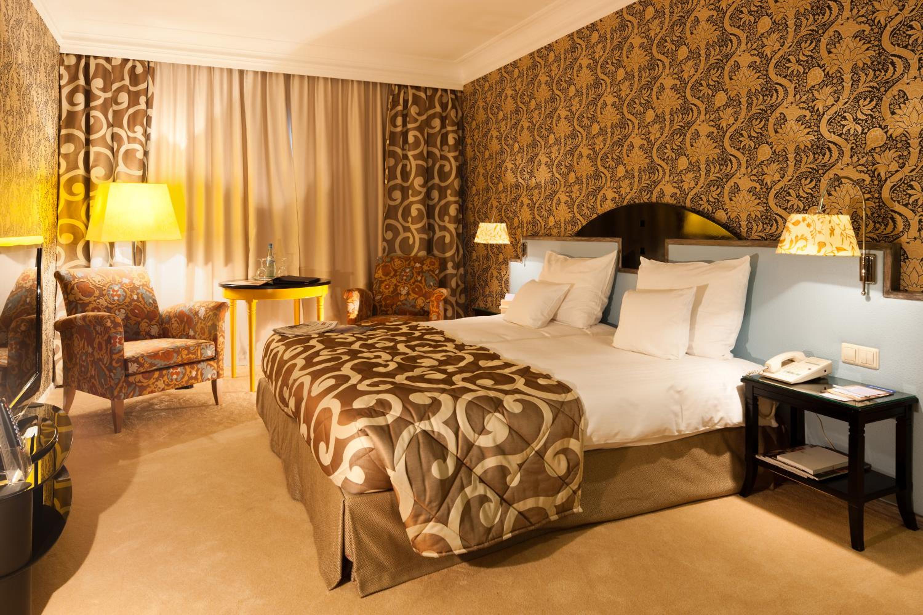Deluxe Double Room - Photo 2