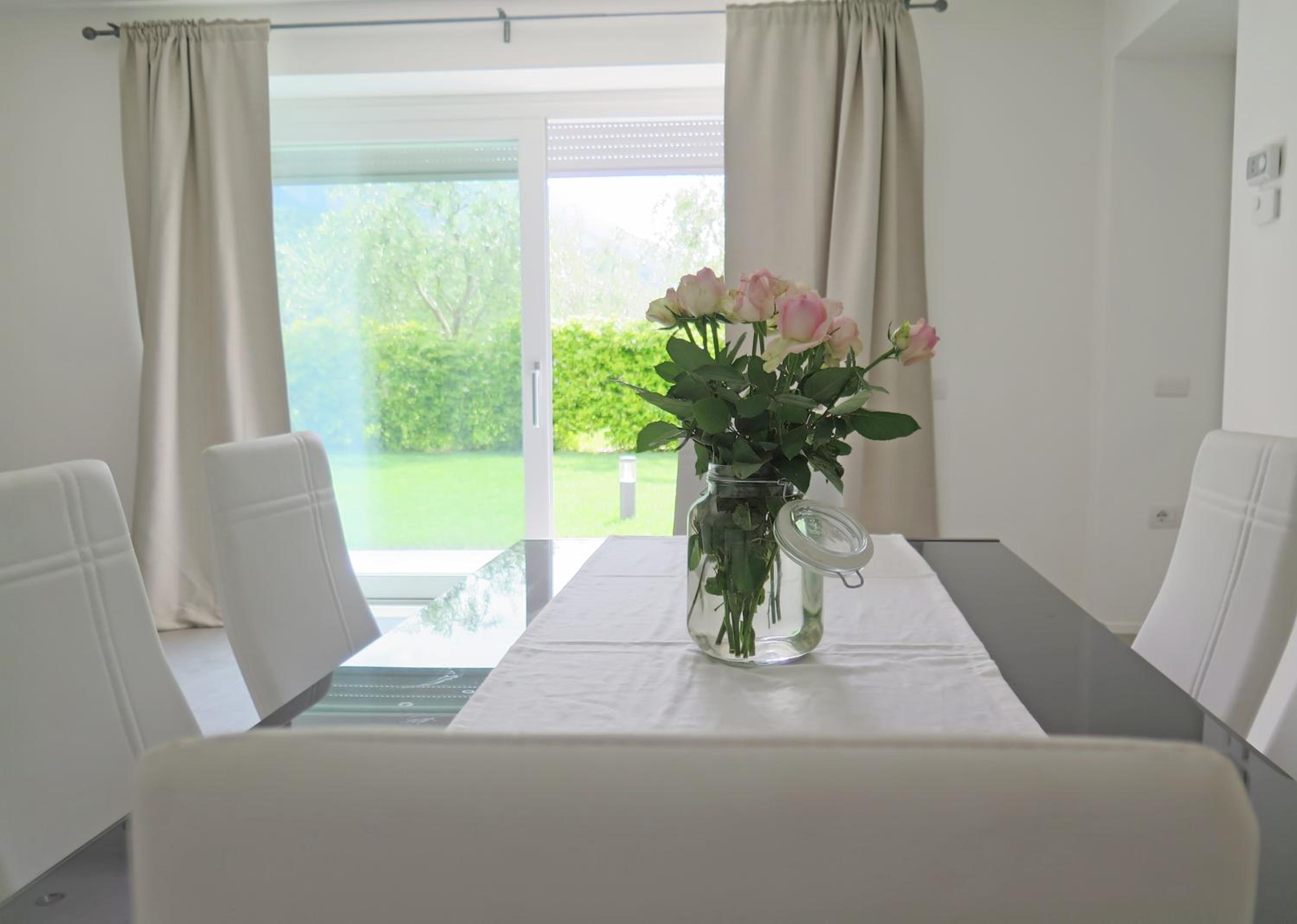 Apartment with Garden View - Photo 2