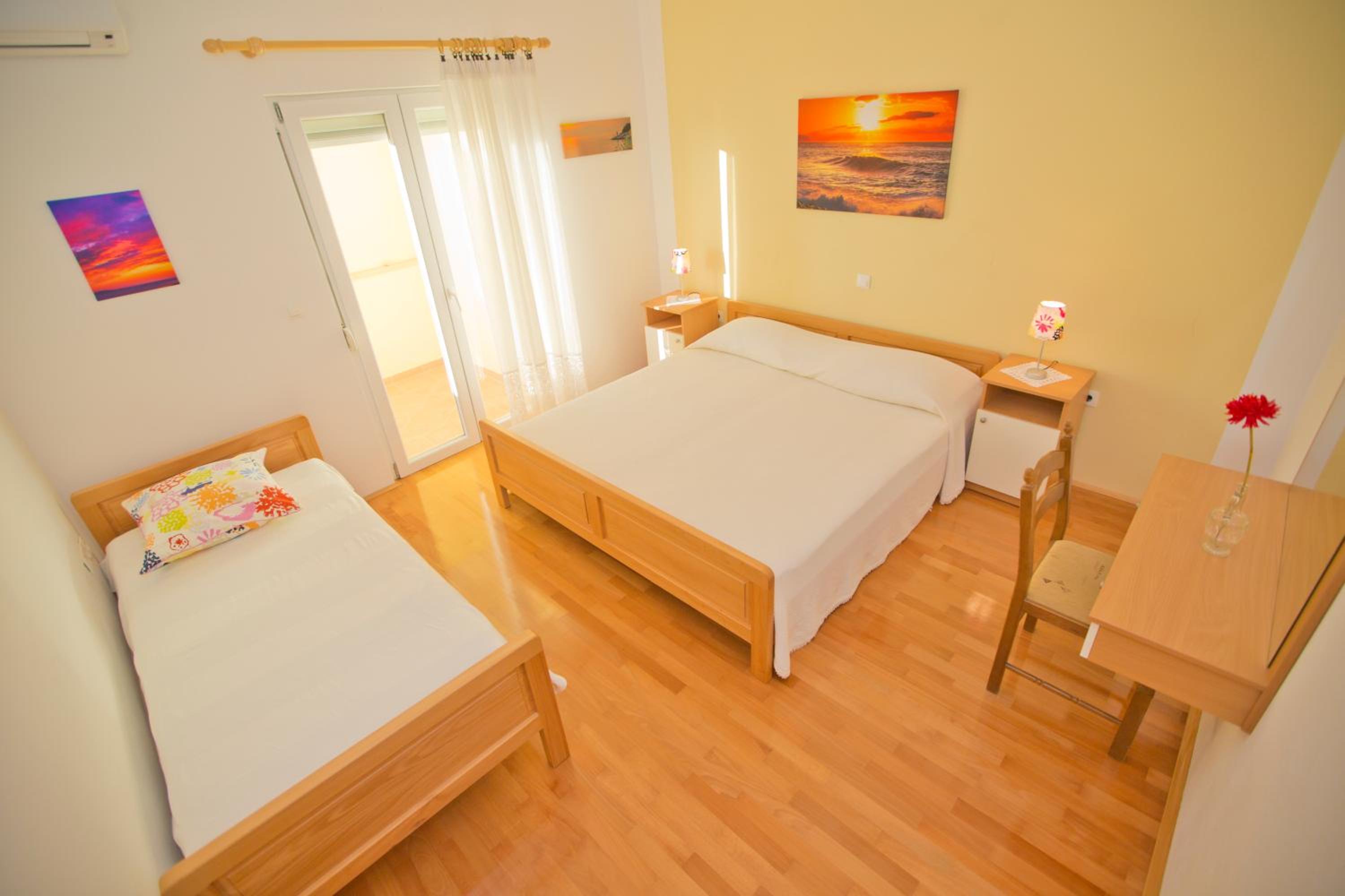 Apartment with Sea View - Photo 1