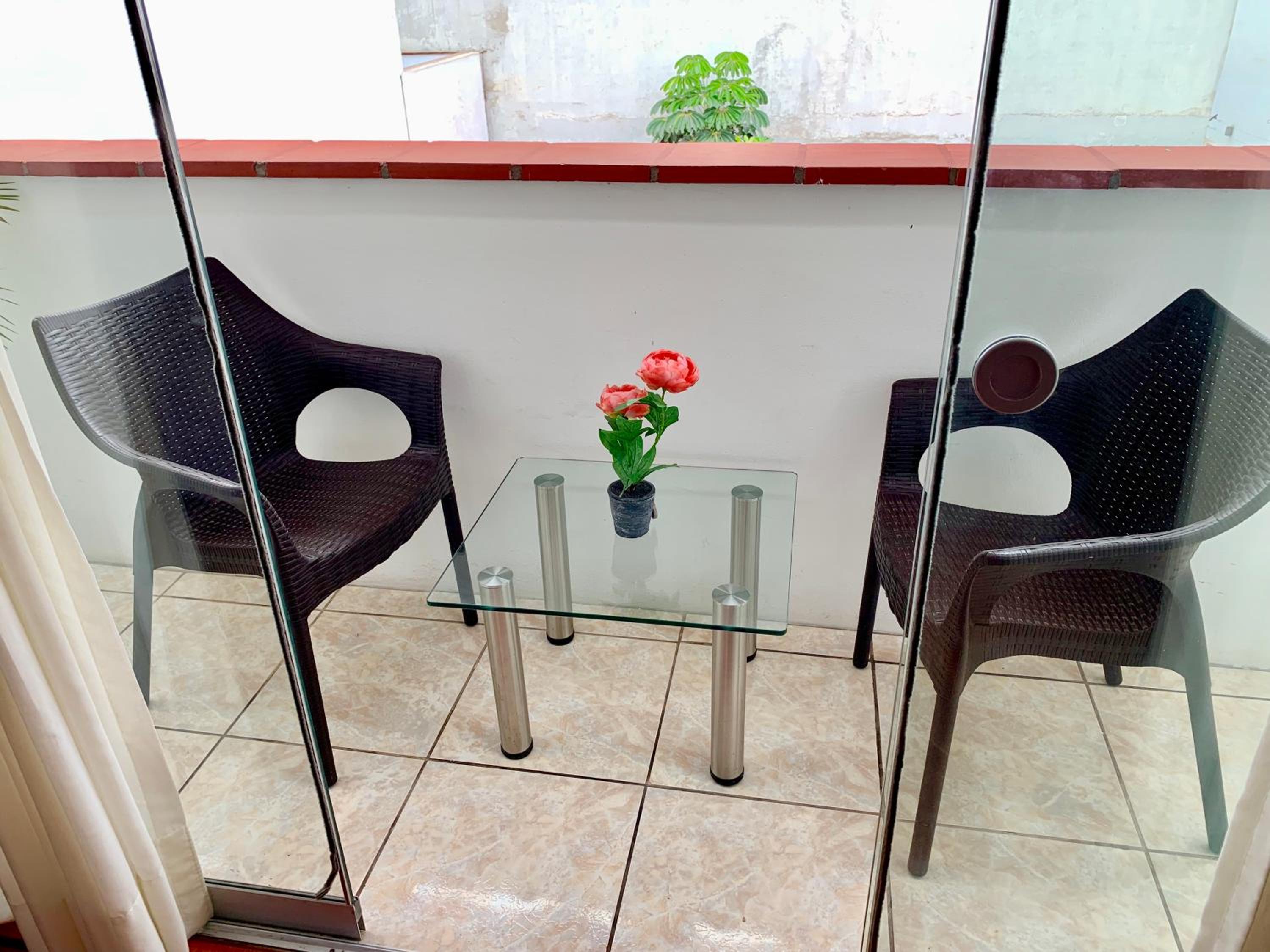 Junior Suite with Garden View - Photo 5