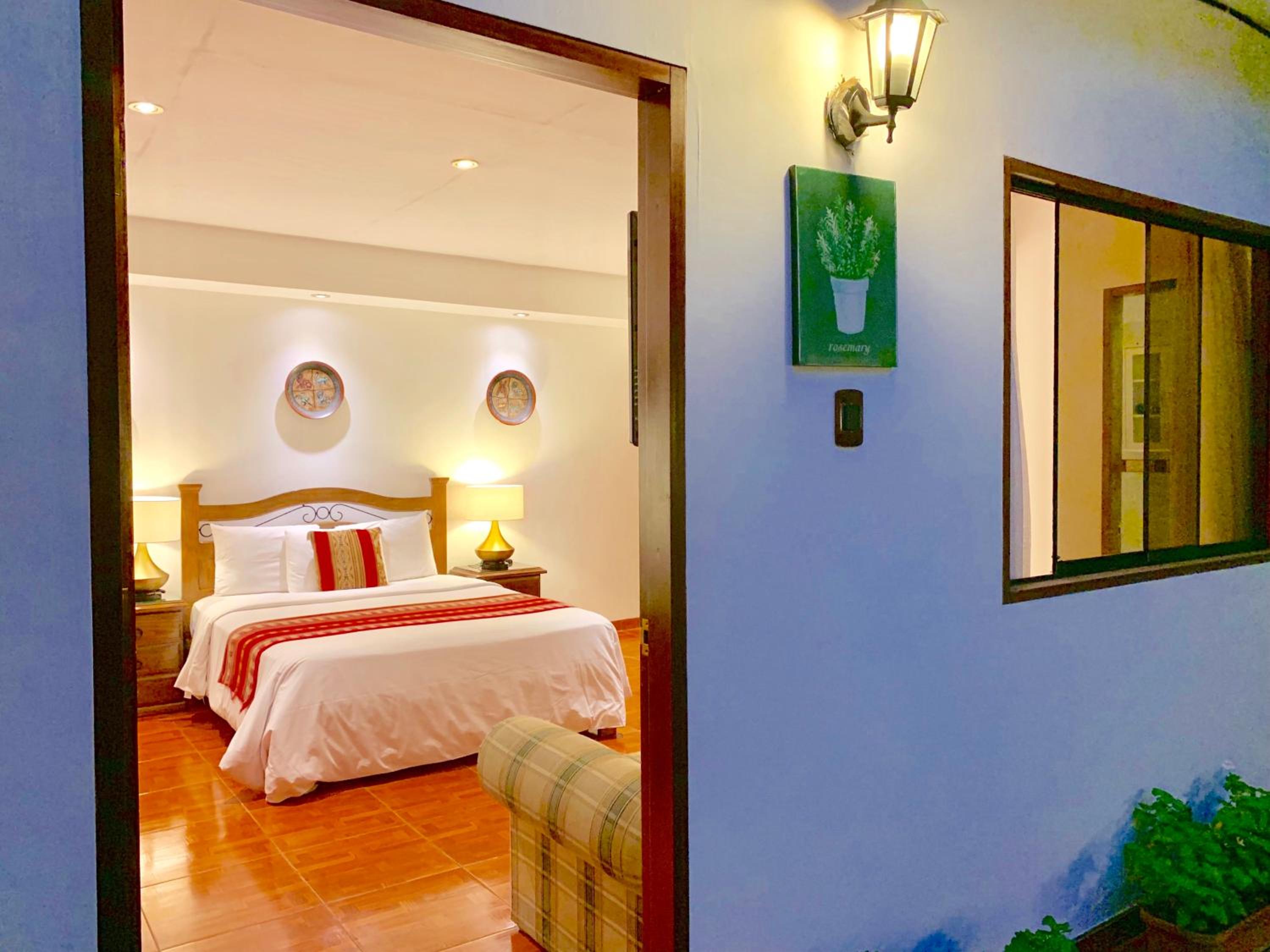 Suite with Garden View - Photo 11