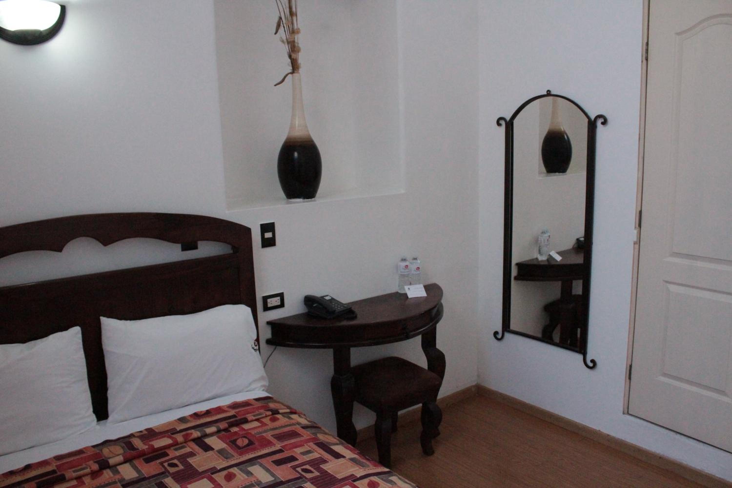 Standard Room photo 2