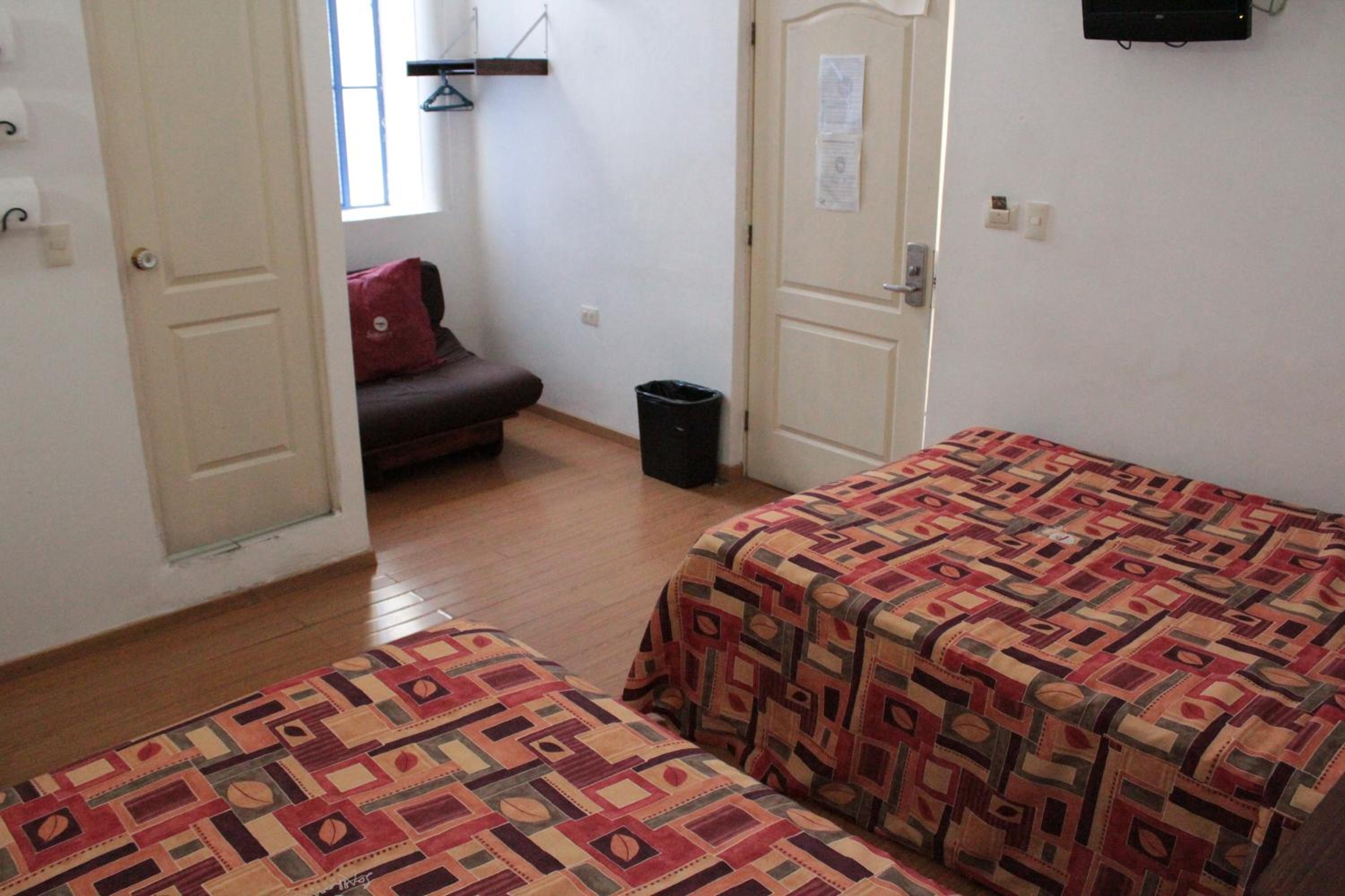 Double Room with Two Double Beds photo 2