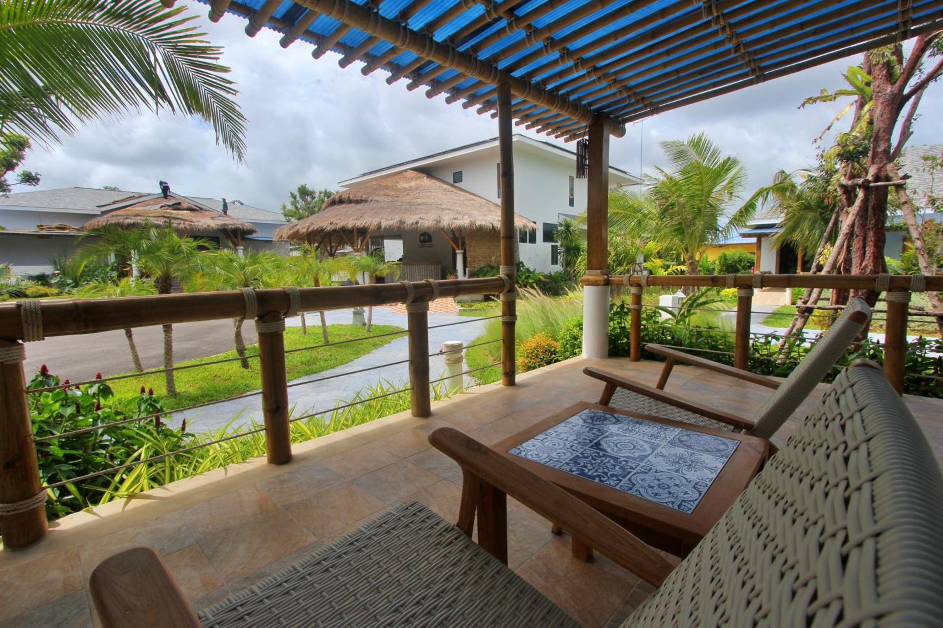 Deluxe Villa with Restricted View - Photo 11