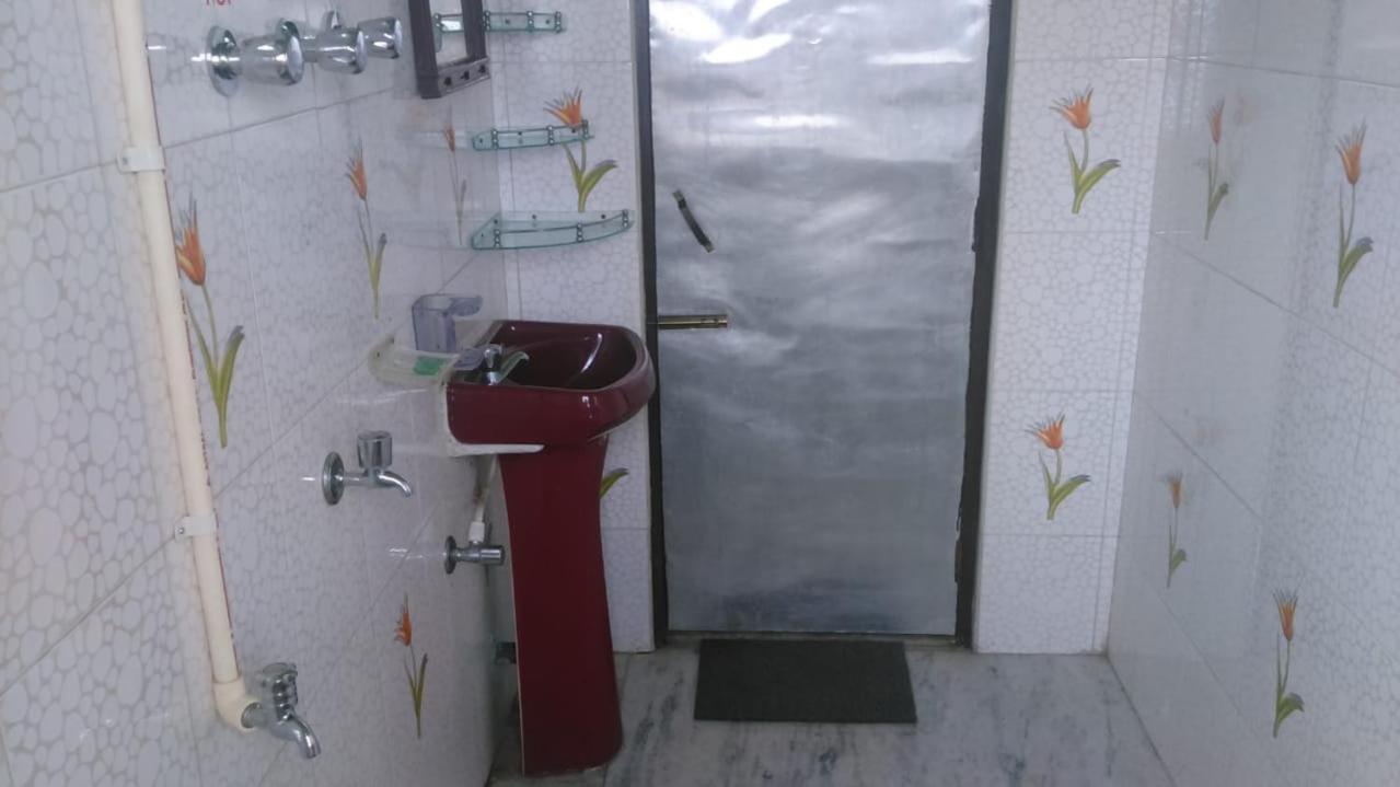 Quadruple Room with Bath photo 2