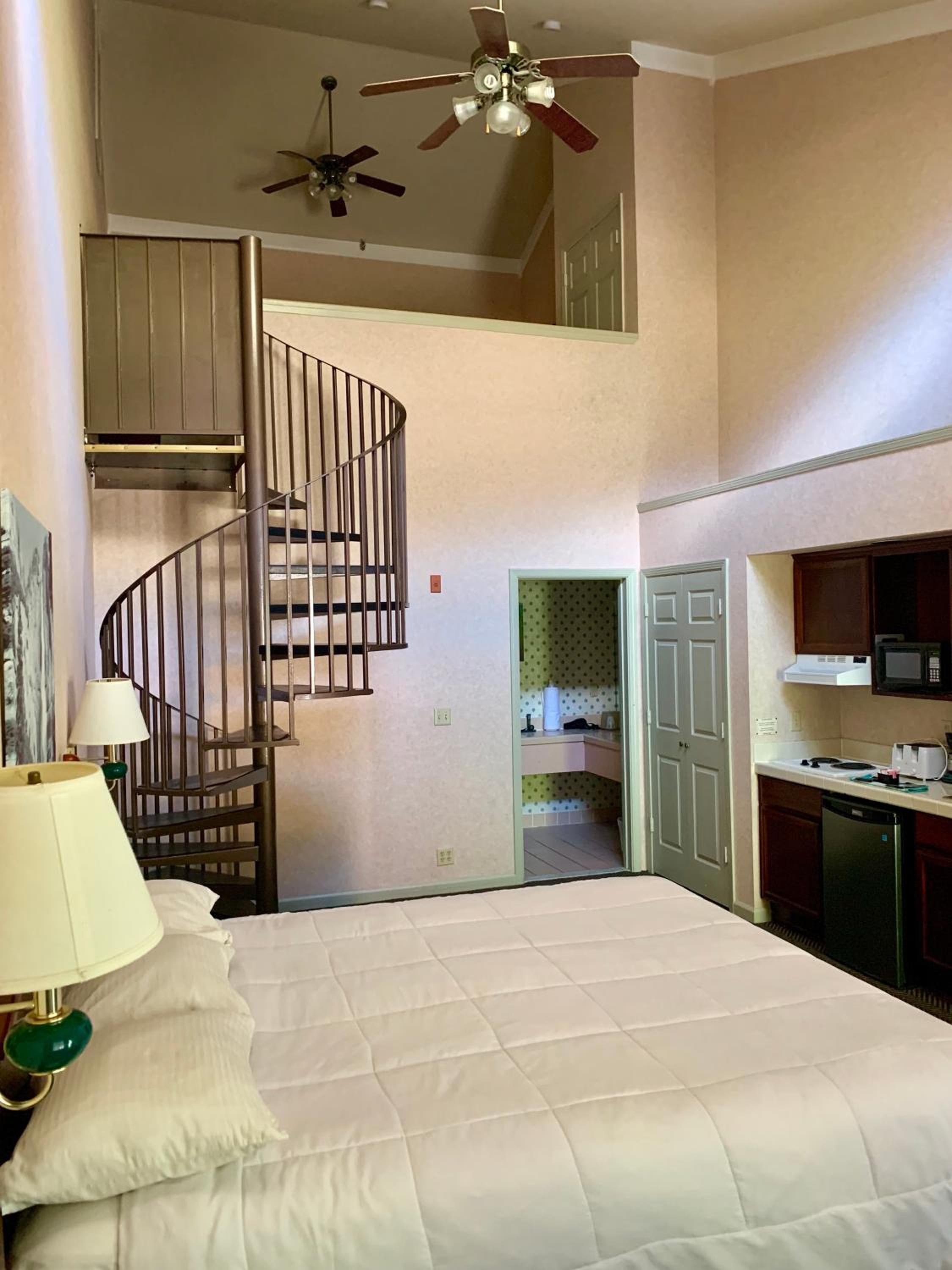 Quadruple Room - Photo 4